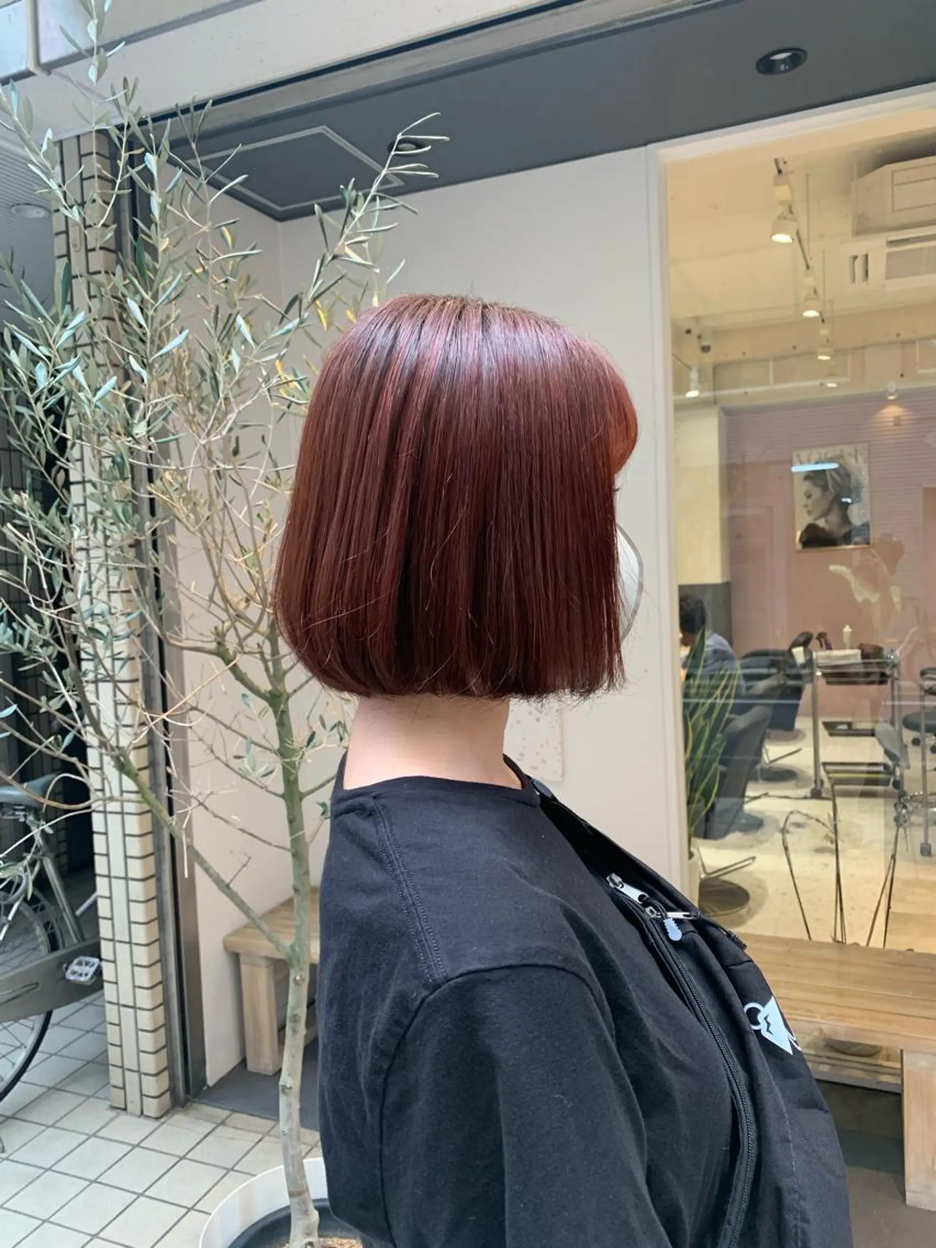 ショート カラー 🥀韓国ヘア🥀 宮津真菜のヘアスタイル