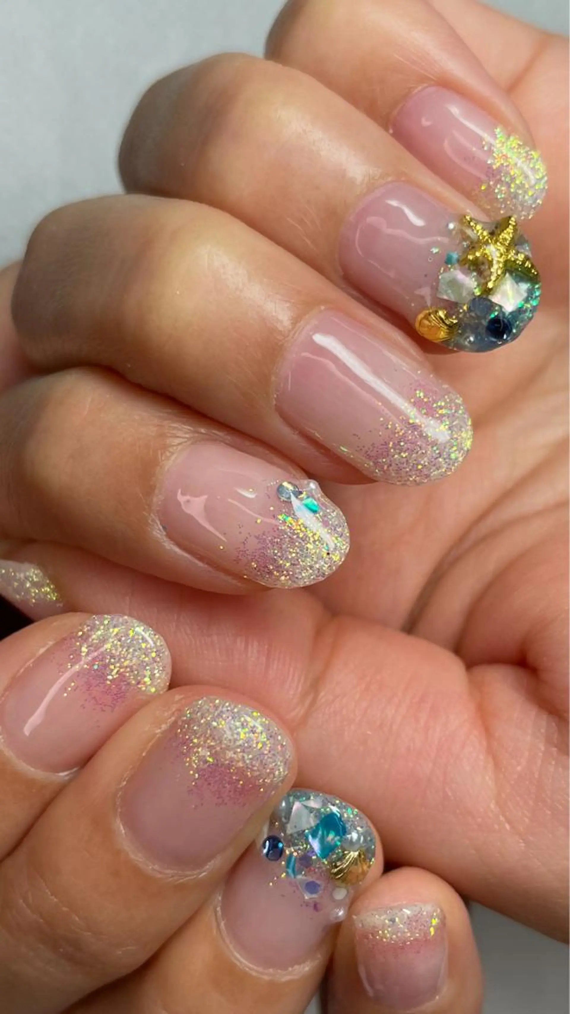 ネイル アートネイル ジェルネイル ラメ(グリッター) ラメグラデーション ストーンネイル beauty salonM&Iのネイルデザイン