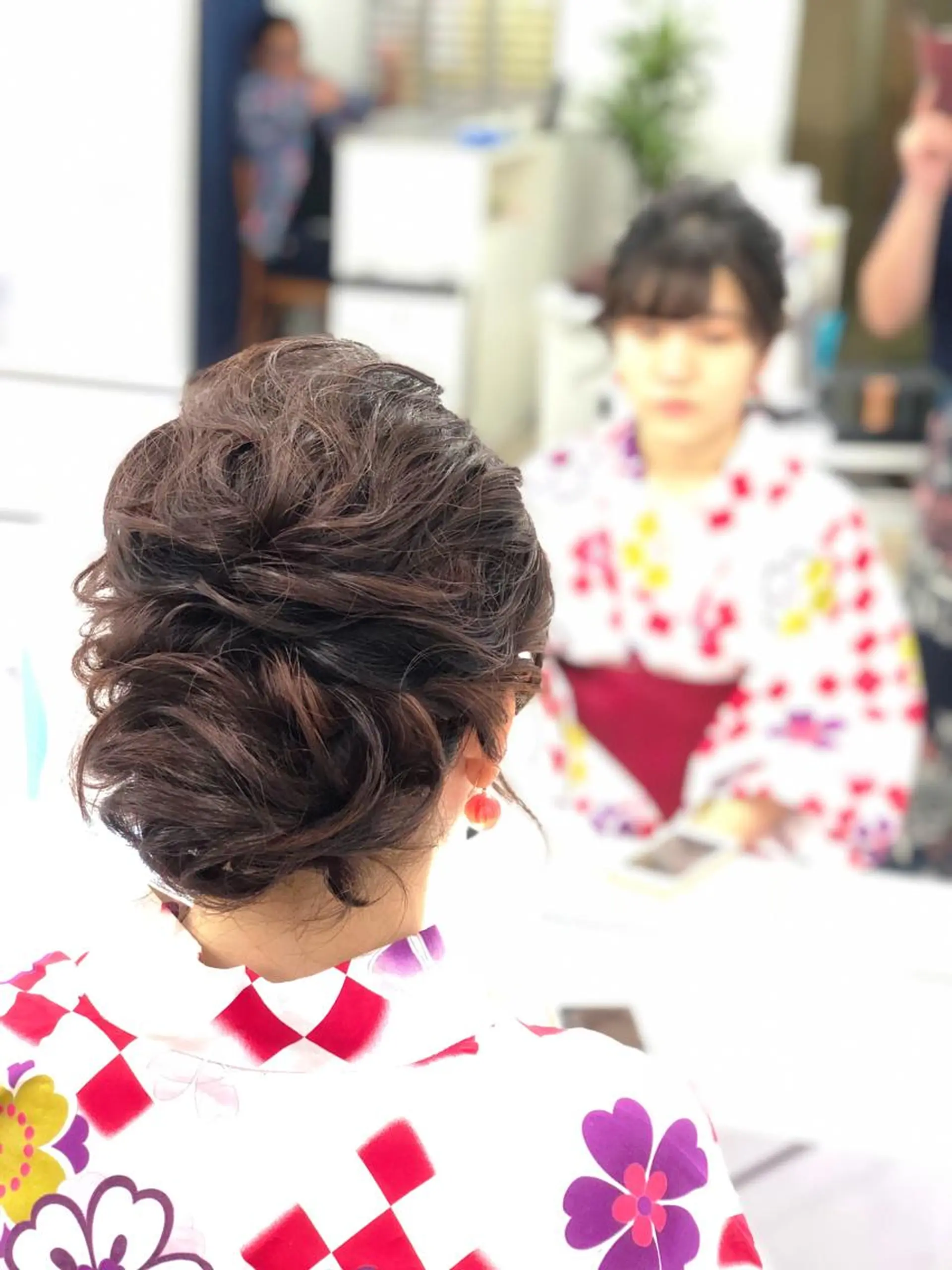 セミロング laera 佐藤のヘアスタイル