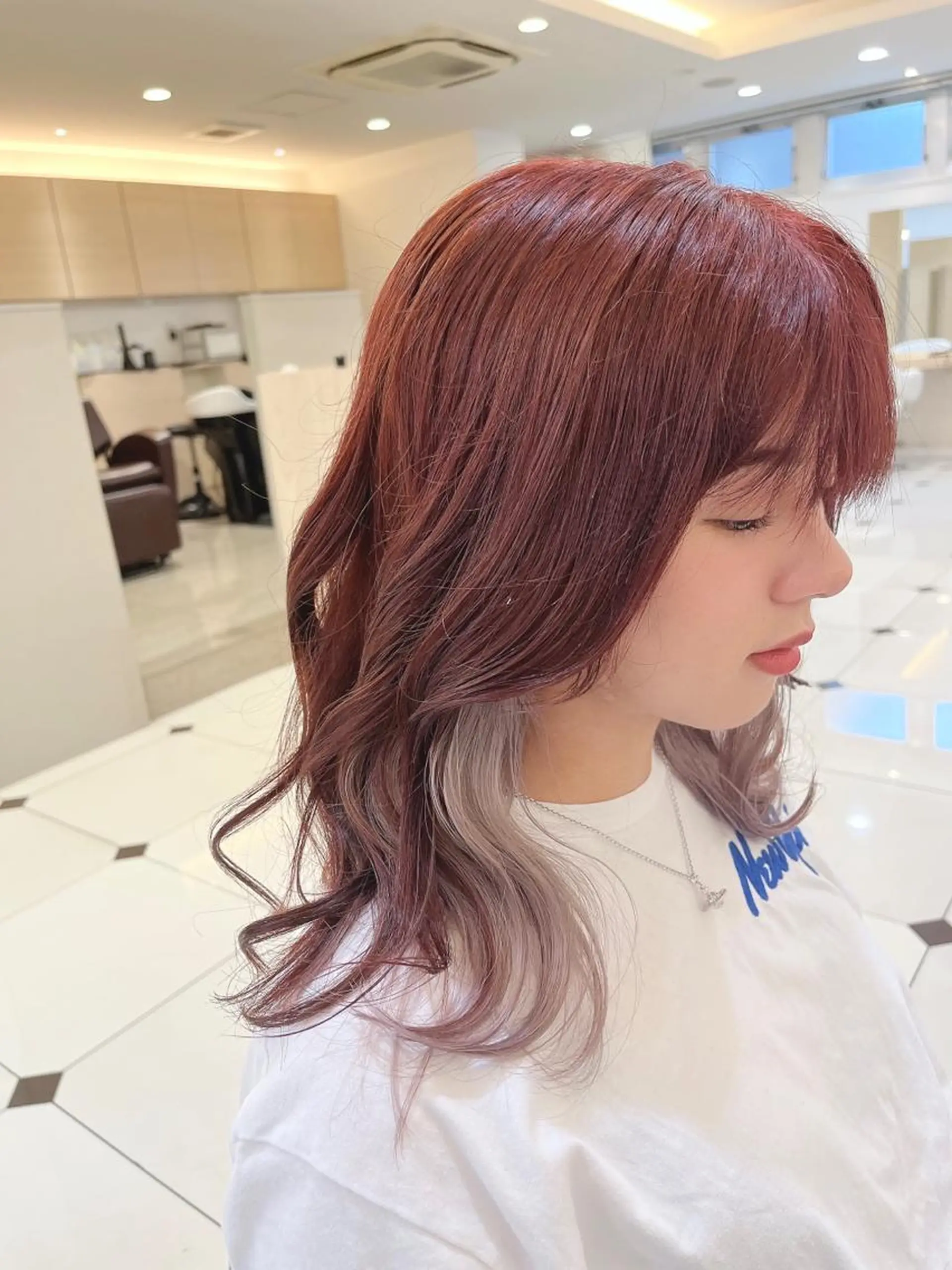 セミロング カラー ブリーチ ダブルカラー ブリーチなしカラー レッドカラー シルバー カット ヘアカラー カラー職人 なかもと たつひろのヘアスタイル