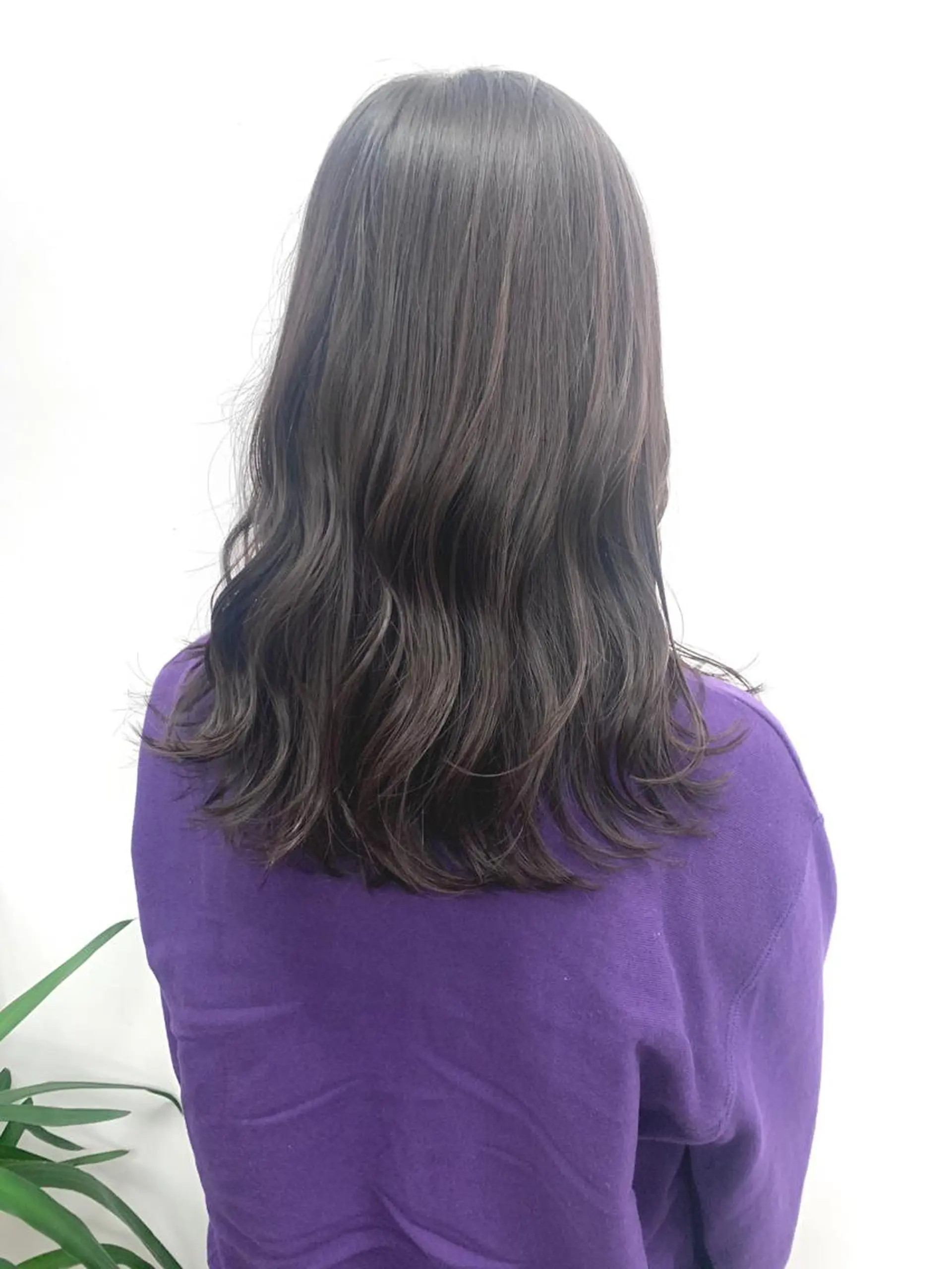 セミロング leben serikaのヘアスタイル