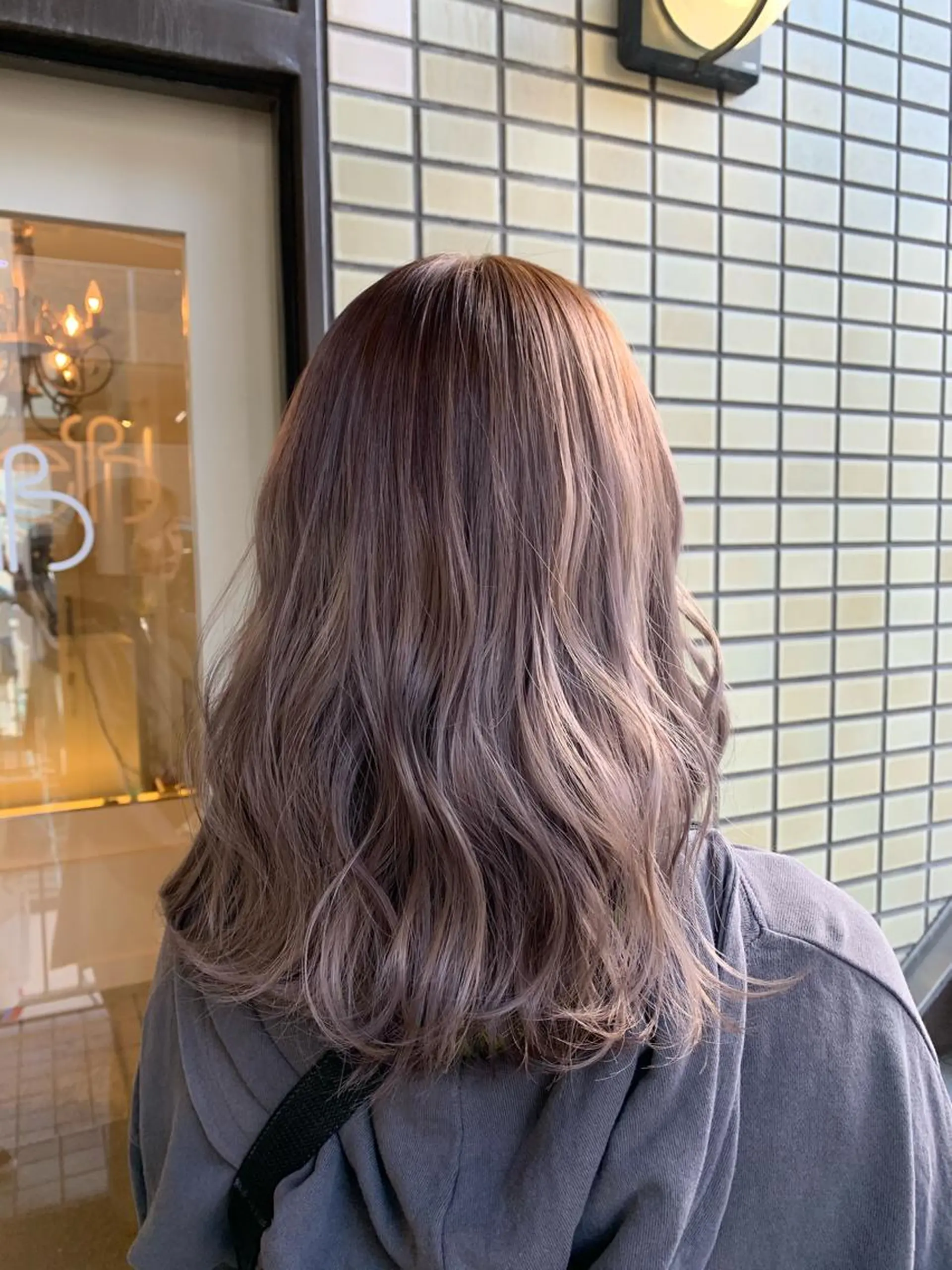 カラー ハイトーンカラー 渡辺 健太のヘアスタイル