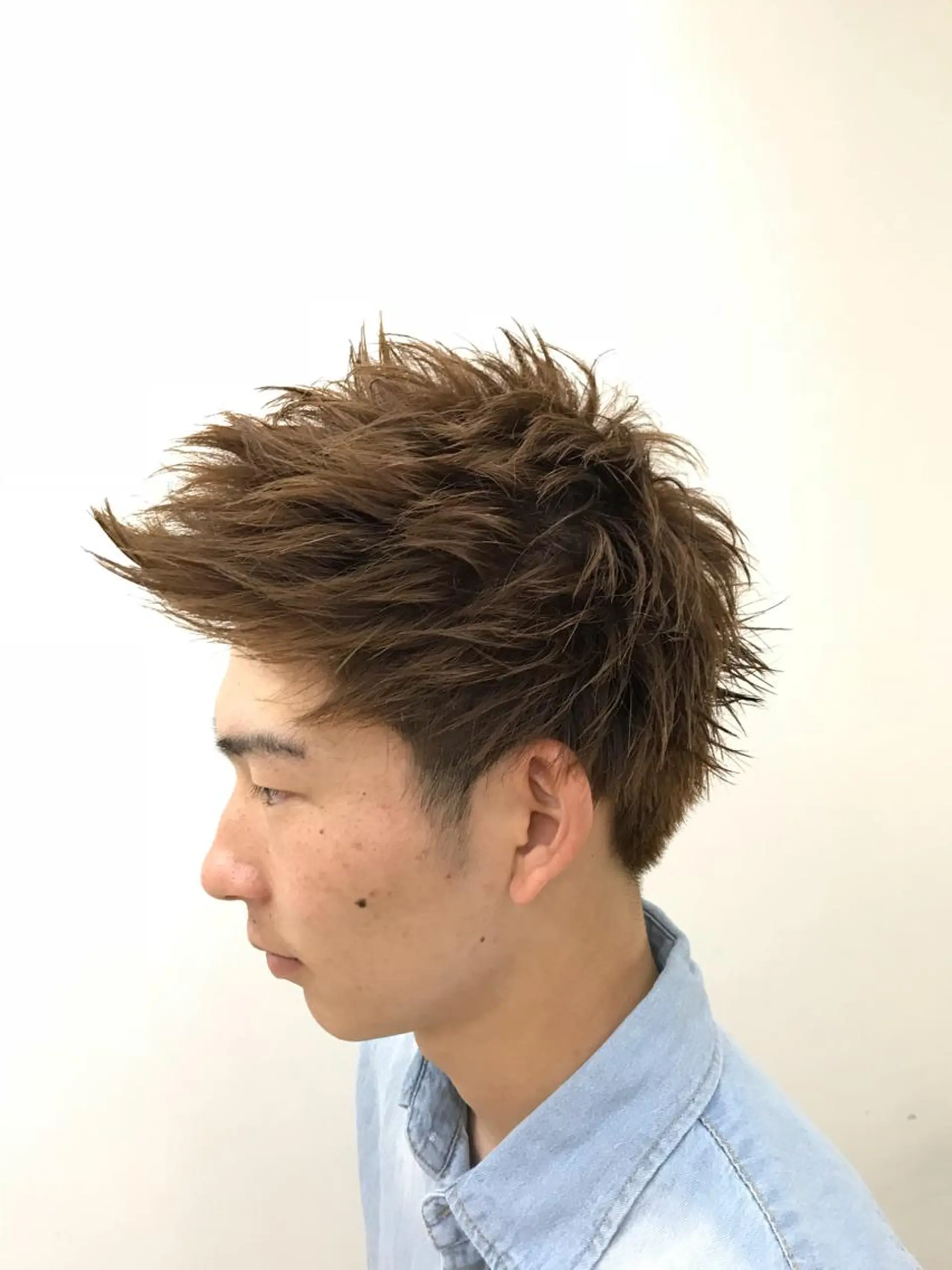 ショート メンズ カット ヘアカラー ブリーチカラー/ 岩破瑞希のヘアスタイル