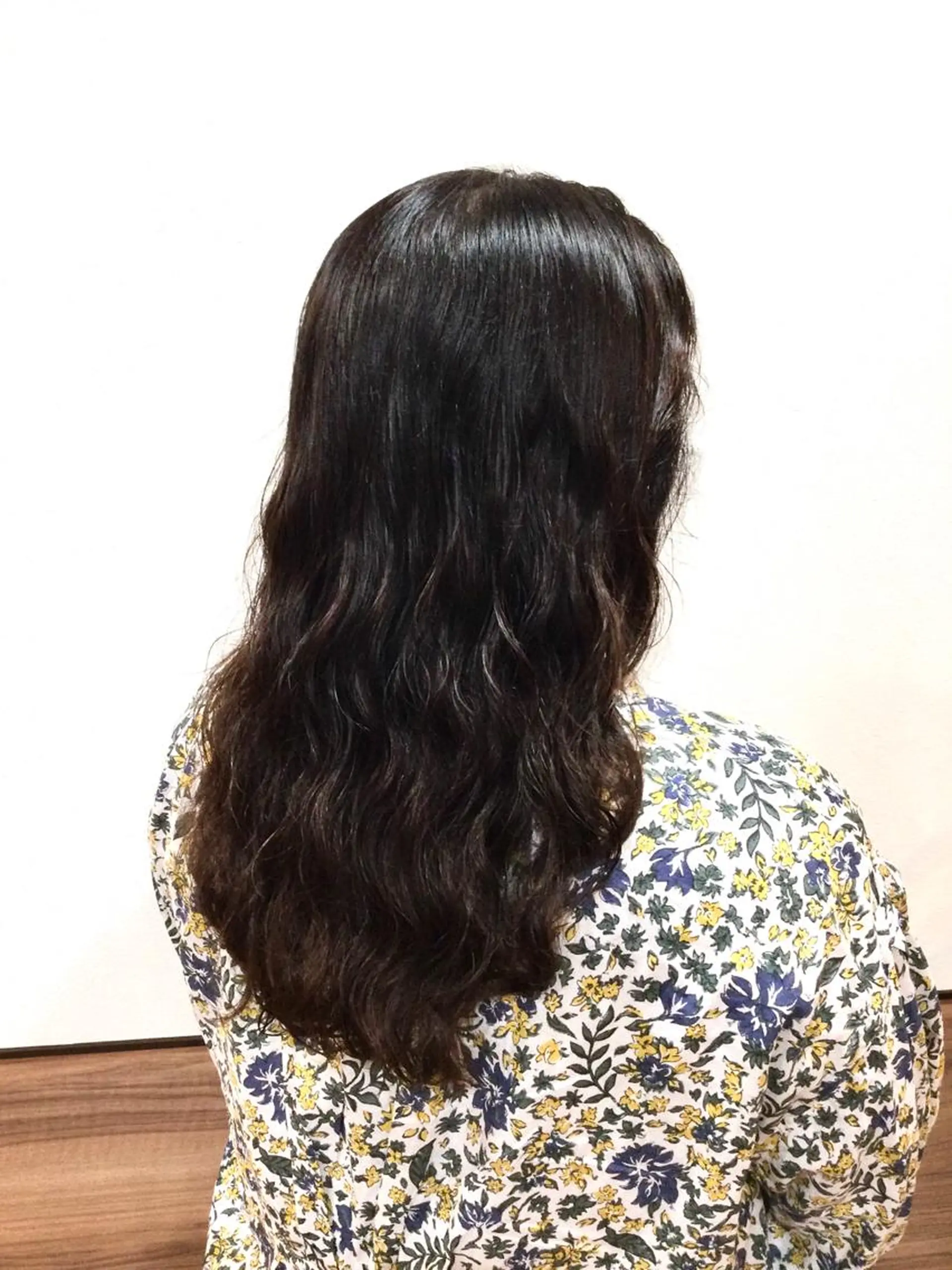 ロング カラー パーマ Annon プライベートサロンのヘアスタイル