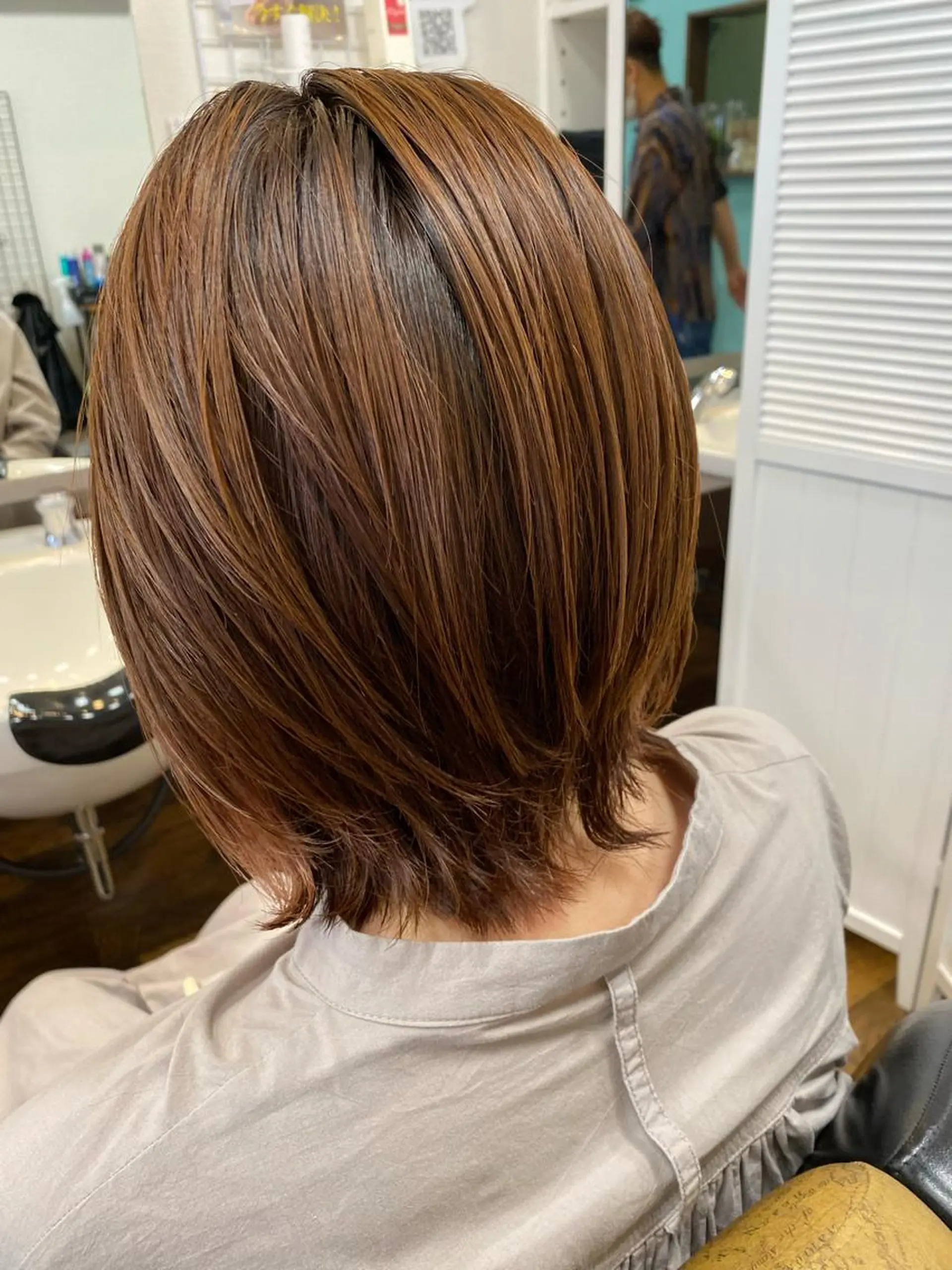 ミディアム カラー ベージュカラー オレンジ オレンジベージュ clomus梅田茶屋町店所属・髪質改善特化美容師 酸性ストレート近藤俊のヘアスタイル