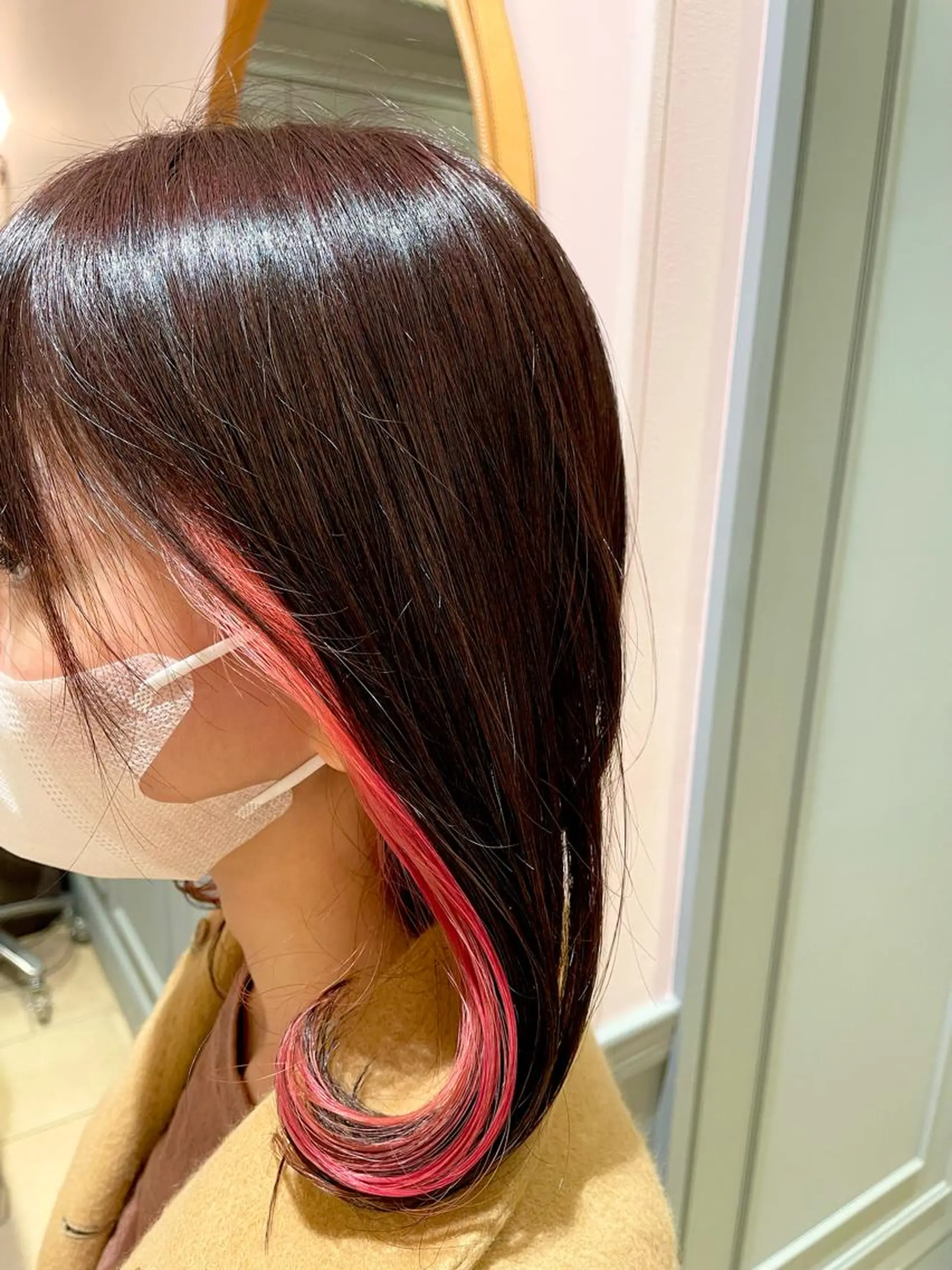 ミディアム カットモデル ヨネダのヘアスタイル