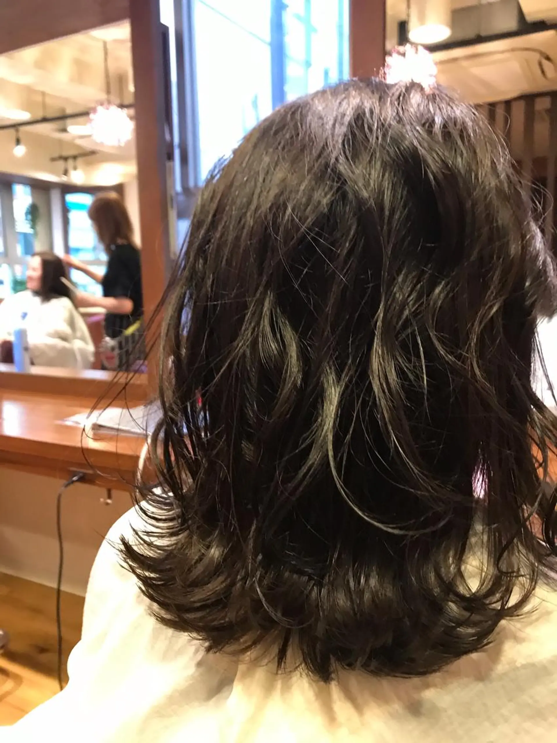 ミディアム いのうえ みわこのヘアスタイル
