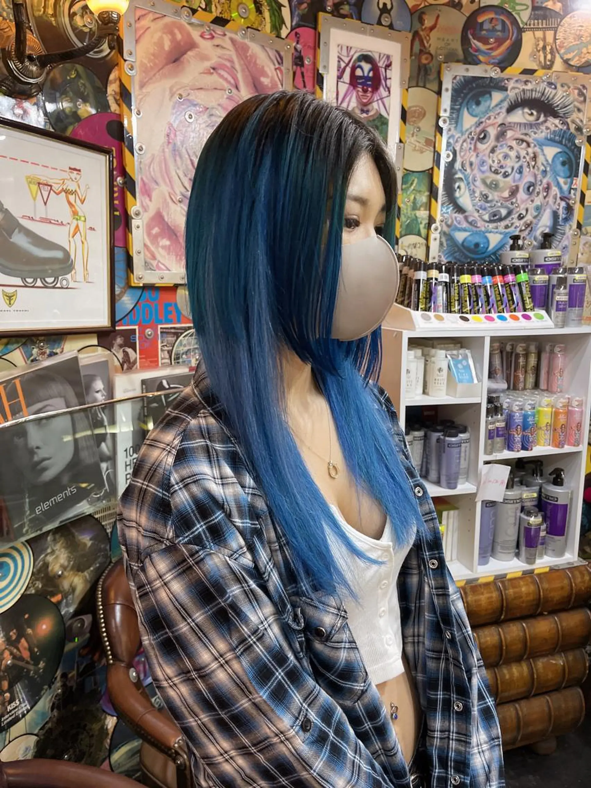 ショート カラー ヘアアレンジ マツエク・マツパ 編み込みエクステ シールエクステ アッシュ ブルーカラー ボブ 🌈派手髪エクステ ブレイズ🌈ひろとのヘアスタイル