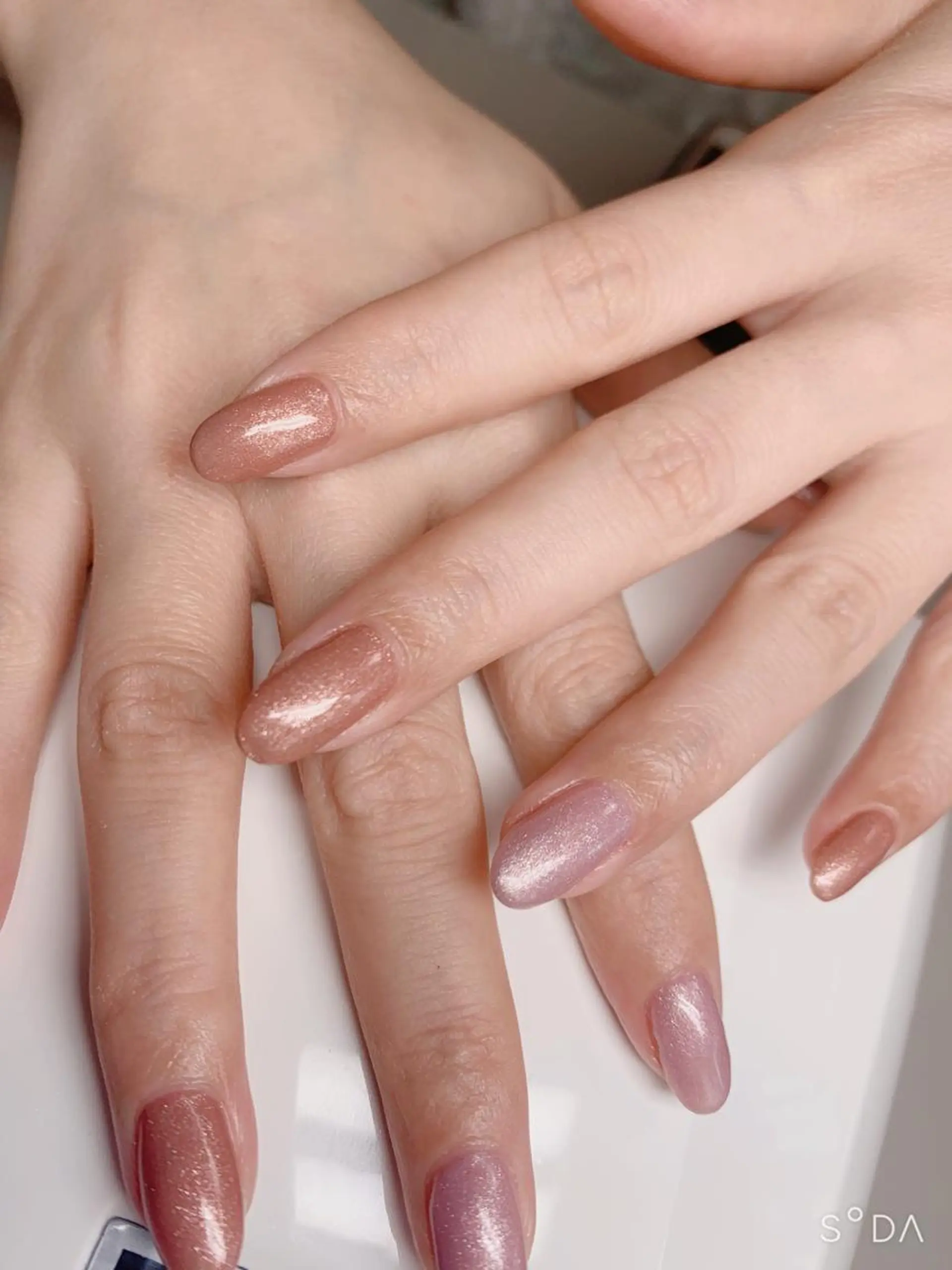 ネイル ラメ(グリッター) ワンカラーネイル シンプルネイル NailSpace 猫のいるネイルサロンのネイルデザイン