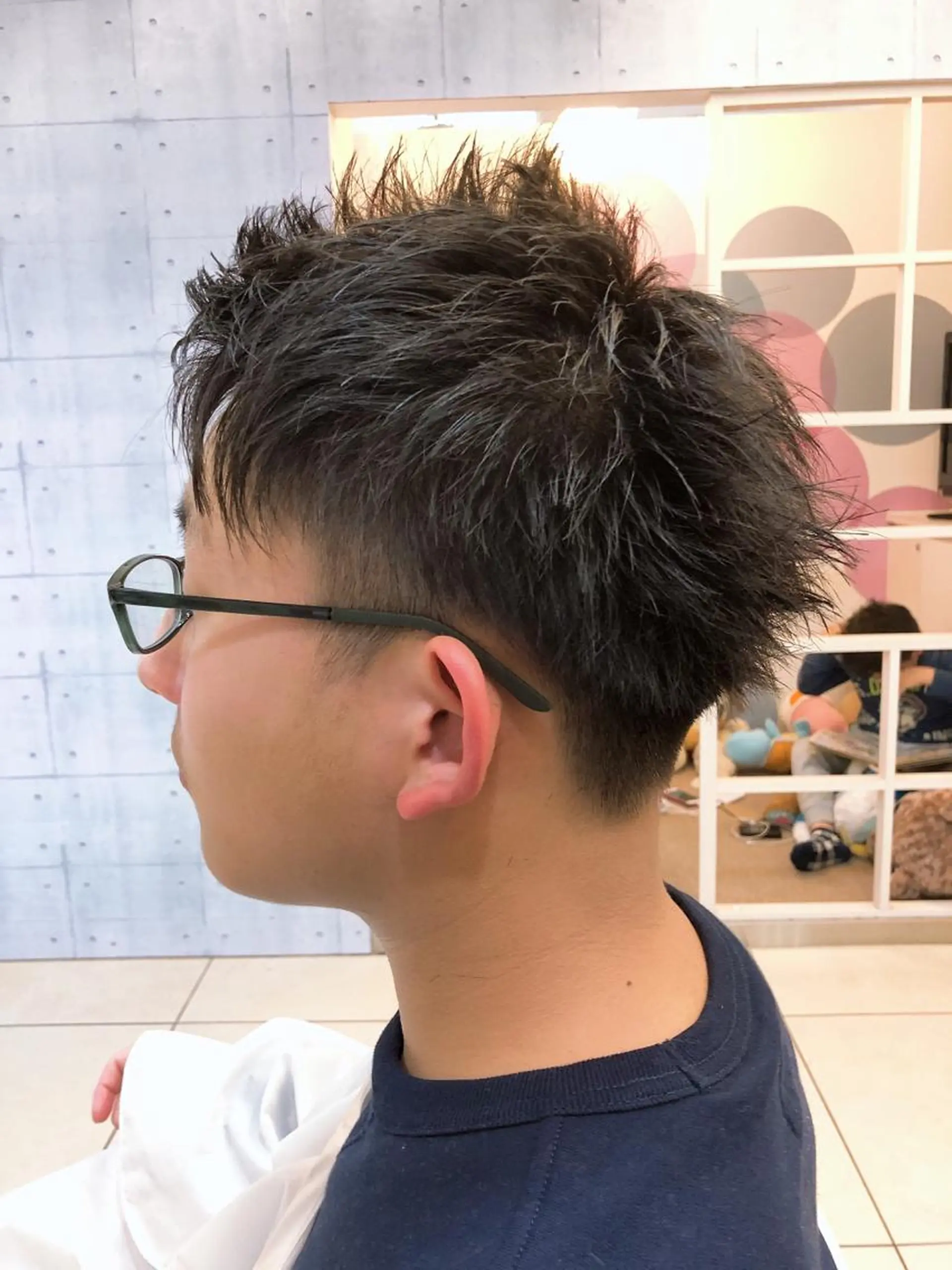 ショート メンズ 髪質改善× 白髪ぼかし溝江のヘアスタイル