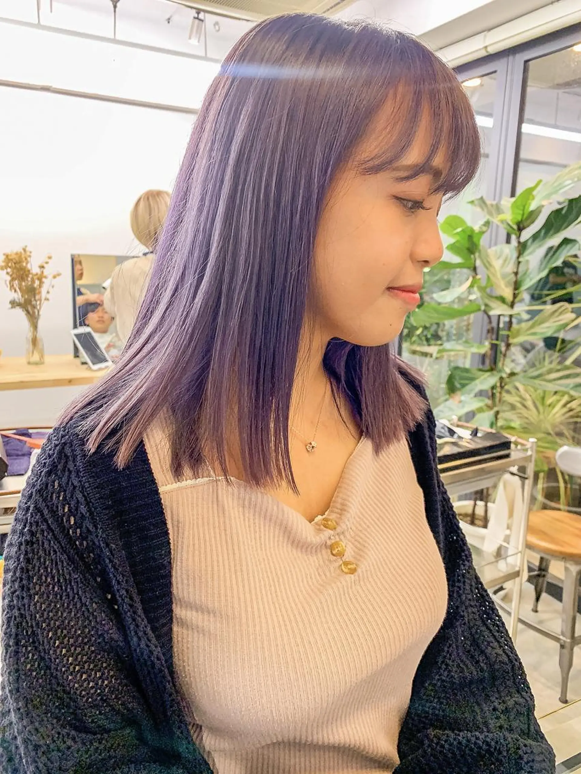 セミロング カラー ヘアアレンジ Flamme Annaのヘアスタイル