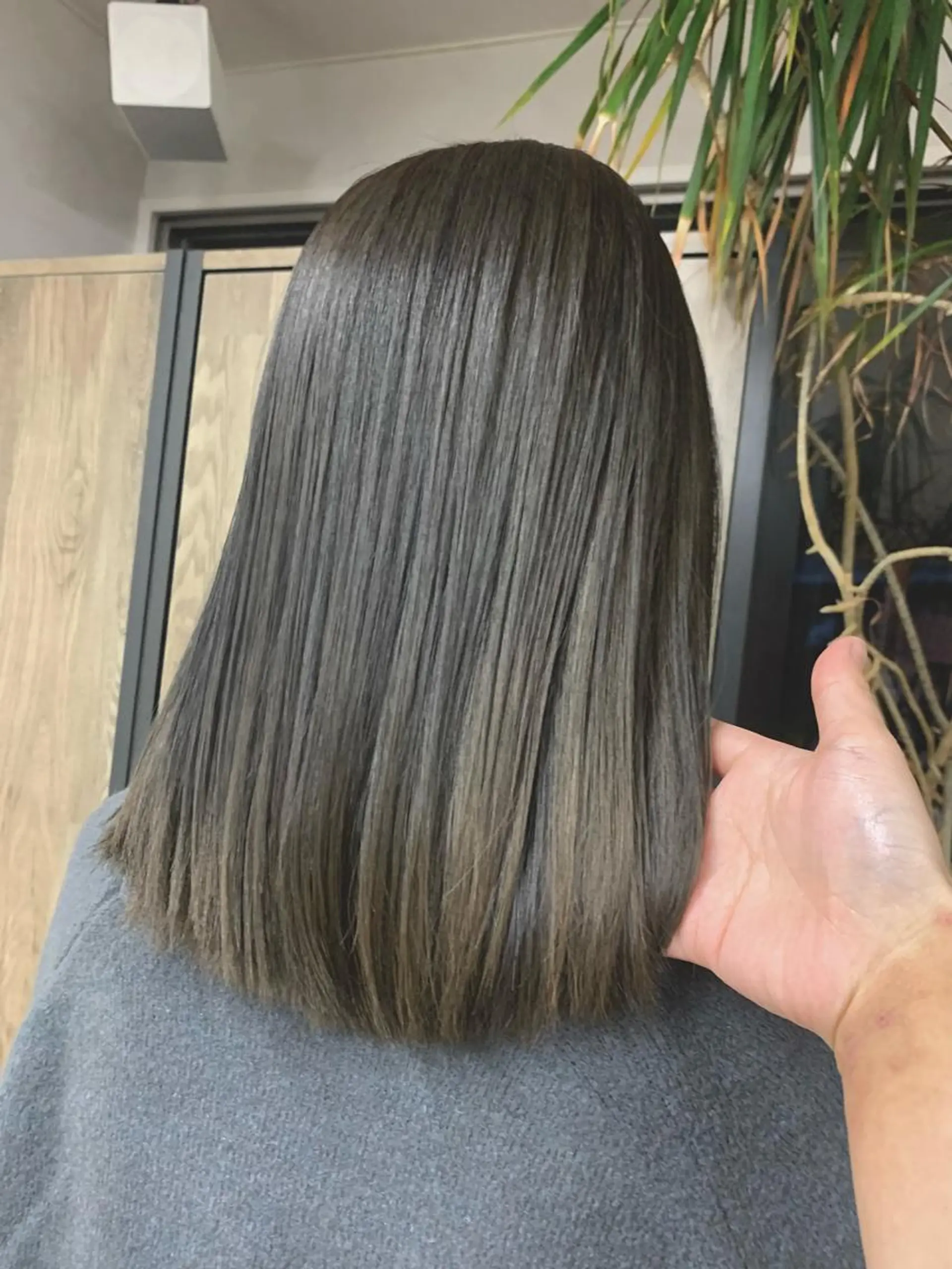 カラー バレイヤージュ ブリーチ ケアブリーチ ダブルカラー イヤリングカラー 🌷かわばた めい🌷のヘアスタイル