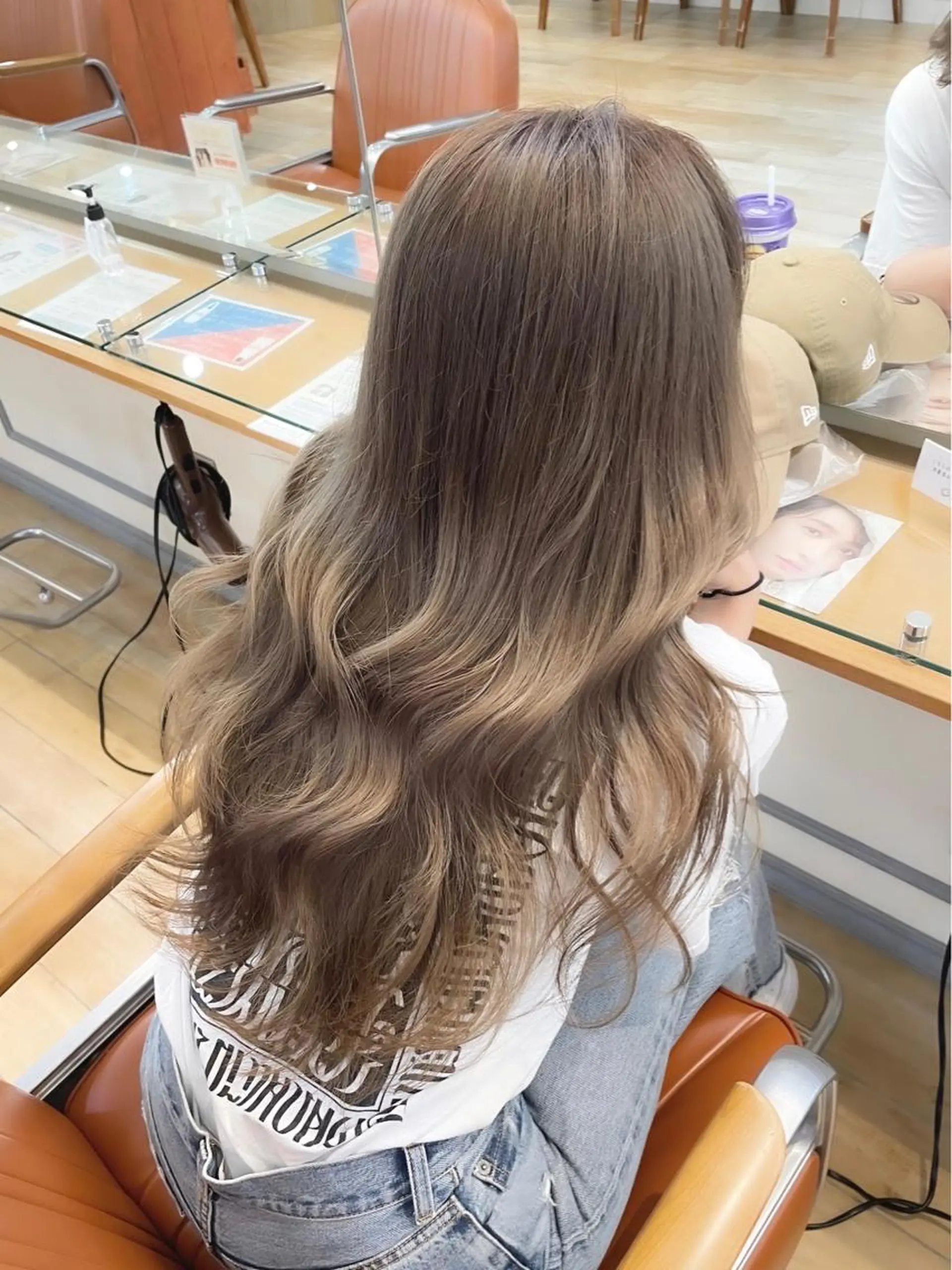 ロング カラー ベージュカラー ハイトーンカラー ミルクティーベージュ カット ヘアカラー トリートメント 横浜/レイヤーカット /韓国ヘア/佐藤記正のヘアスタイル