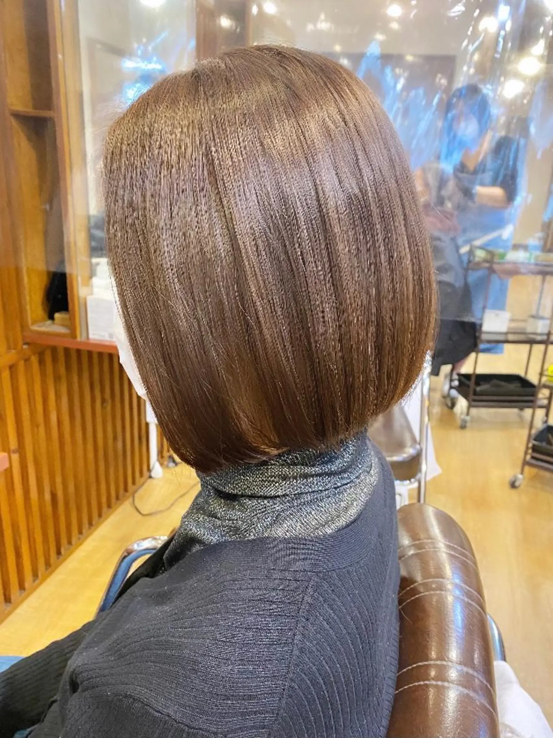 ミディアム カラー 女性目線でつくる ショートayakaのヘアスタイル