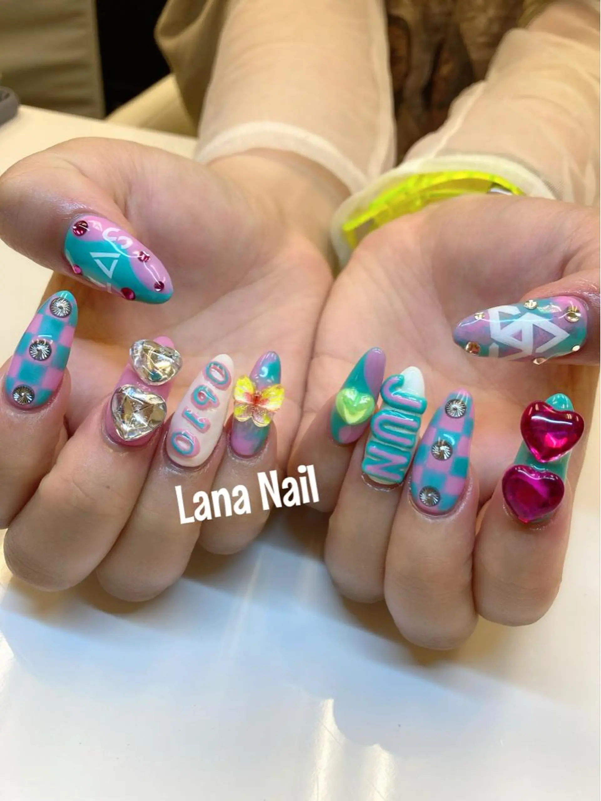 ネイル スカルプネイル Lana Nailのネイルデザイン