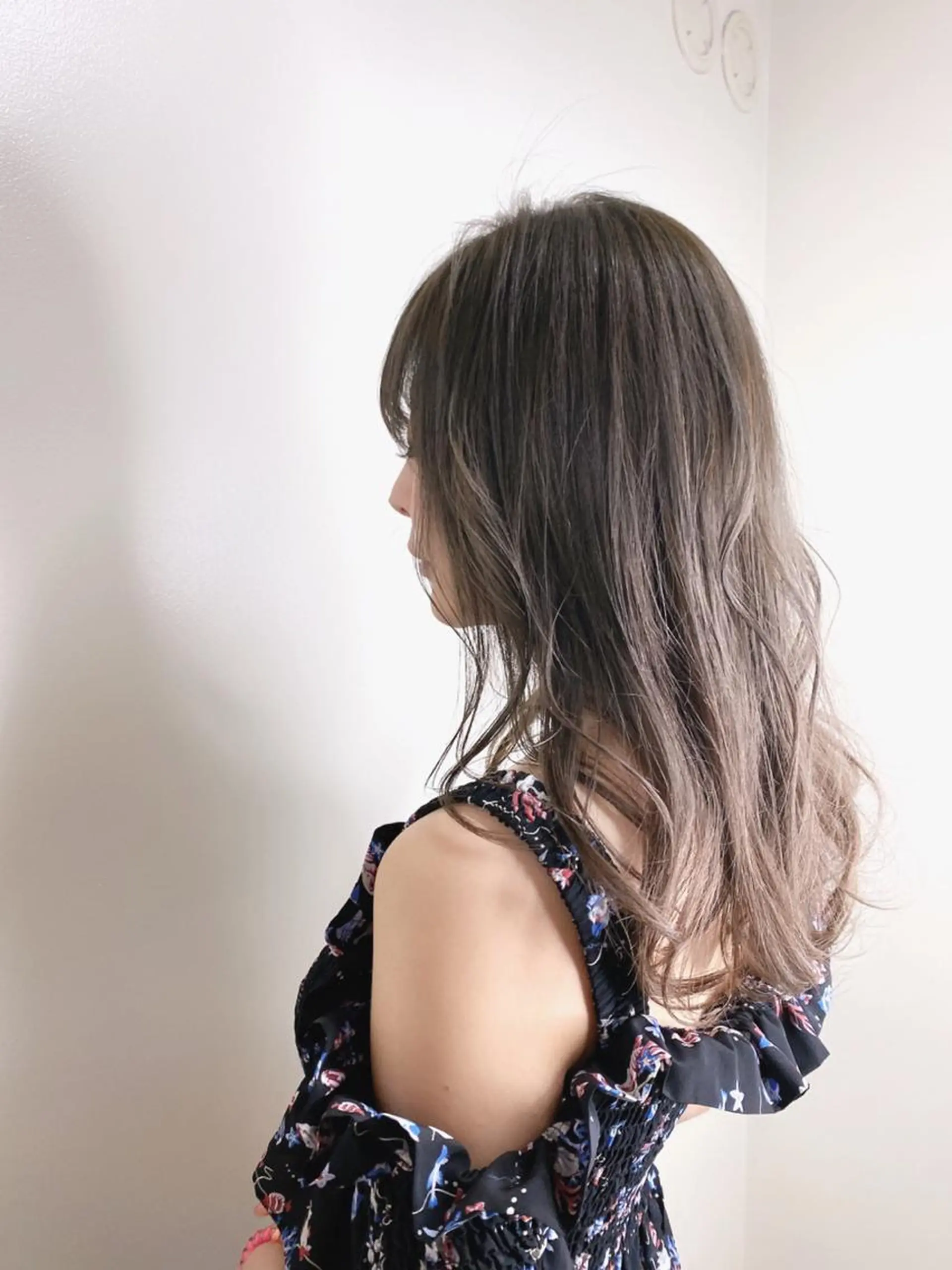 ロング カラー AI 高田馬場店のヘアスタイル