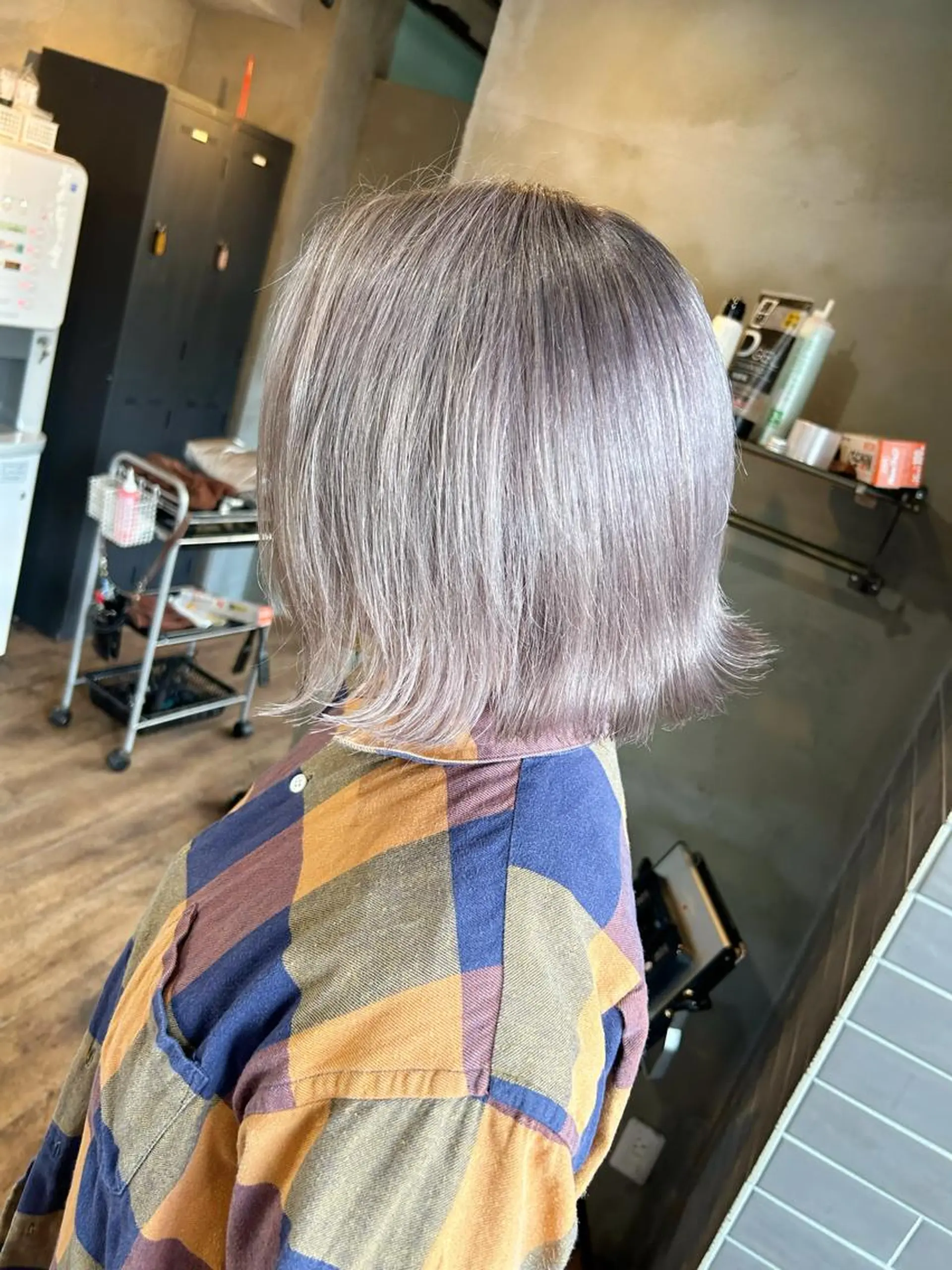 ミディアム カラー ヘアカラー トリートメント yoriダブルカラー 代表すがわらのヘアスタイル