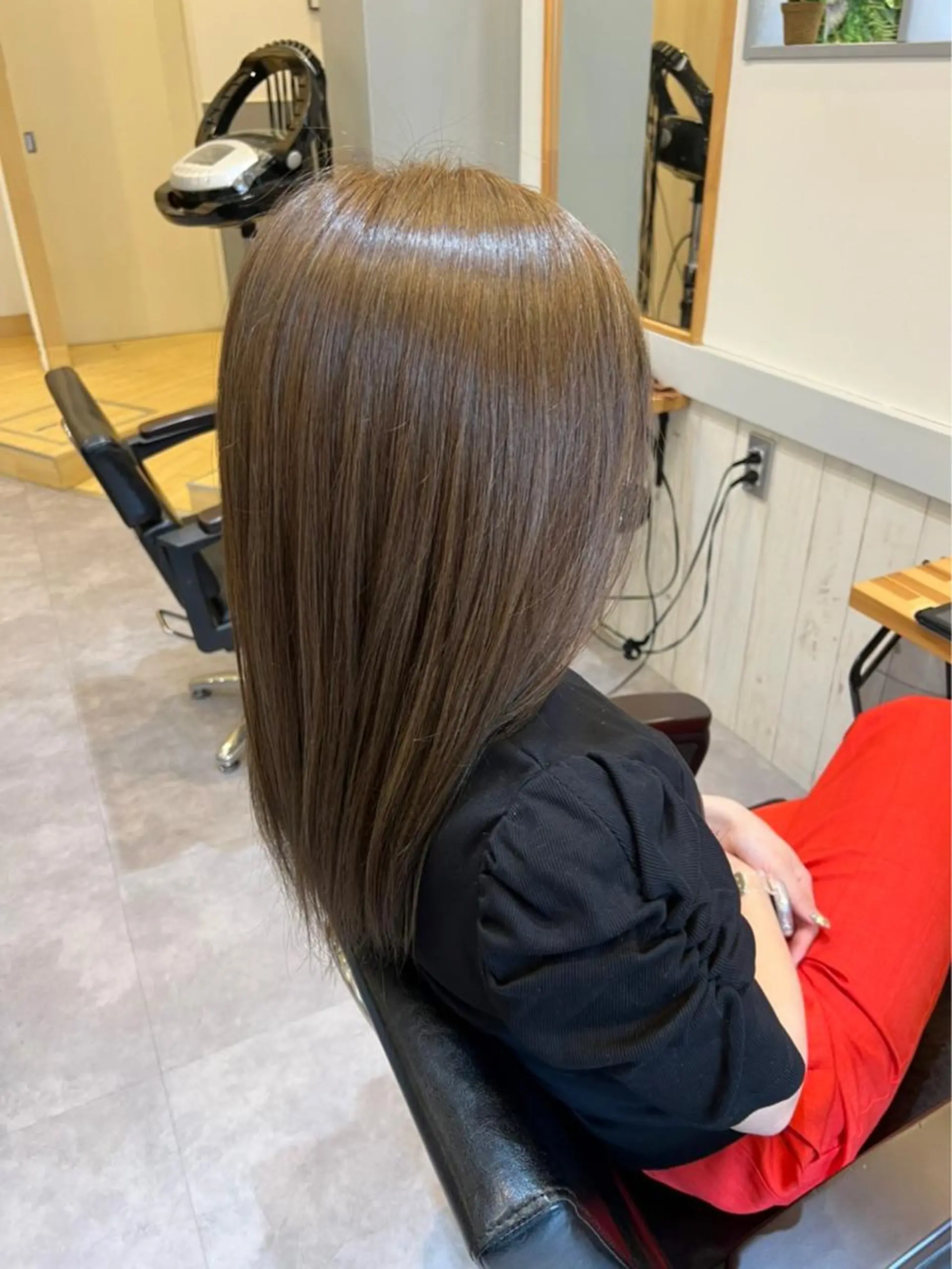 ロング カラー カット 縮毛矯正 尾曲 晃直のヘアスタイル