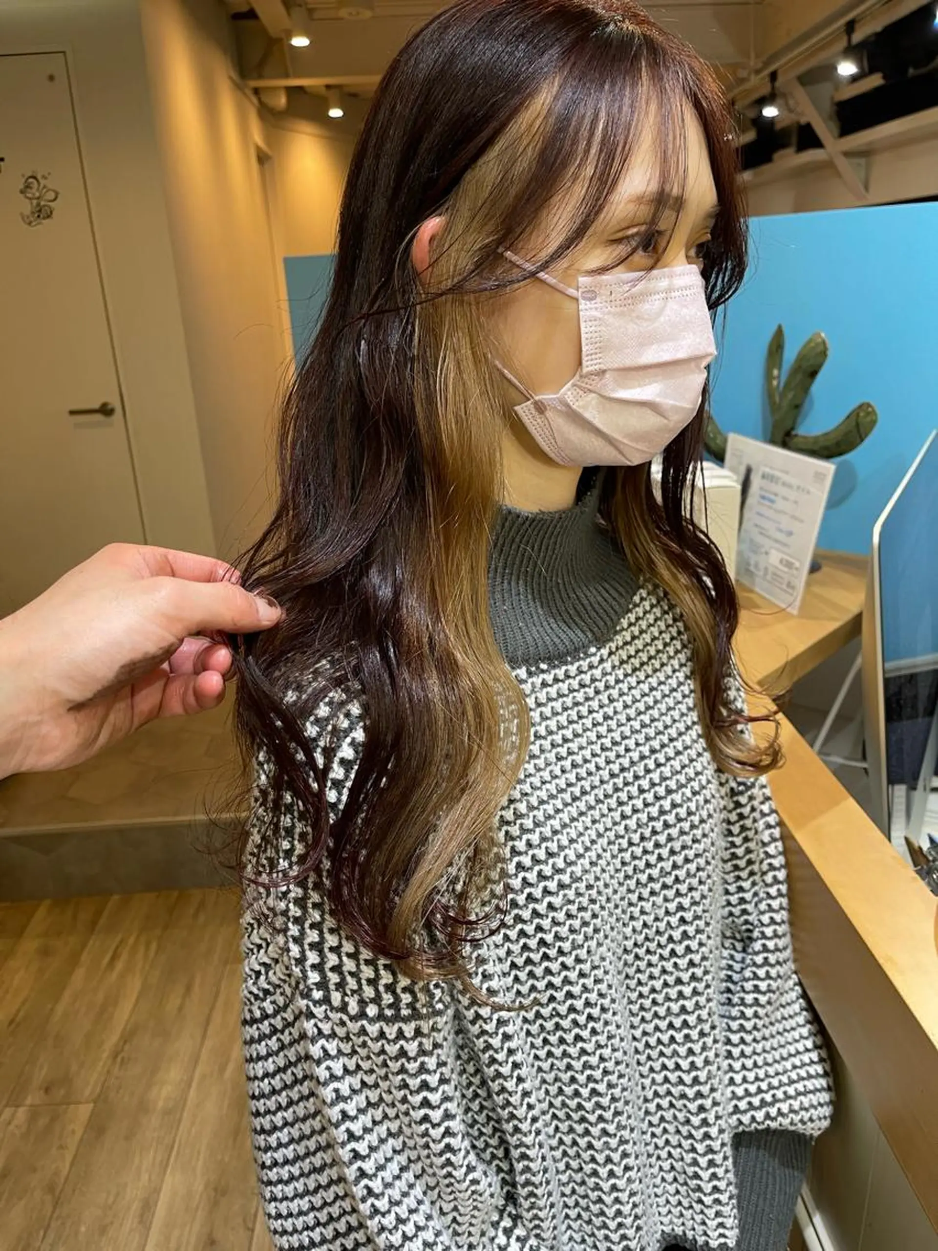 カラー 四ッ井 翔のヘアスタイル