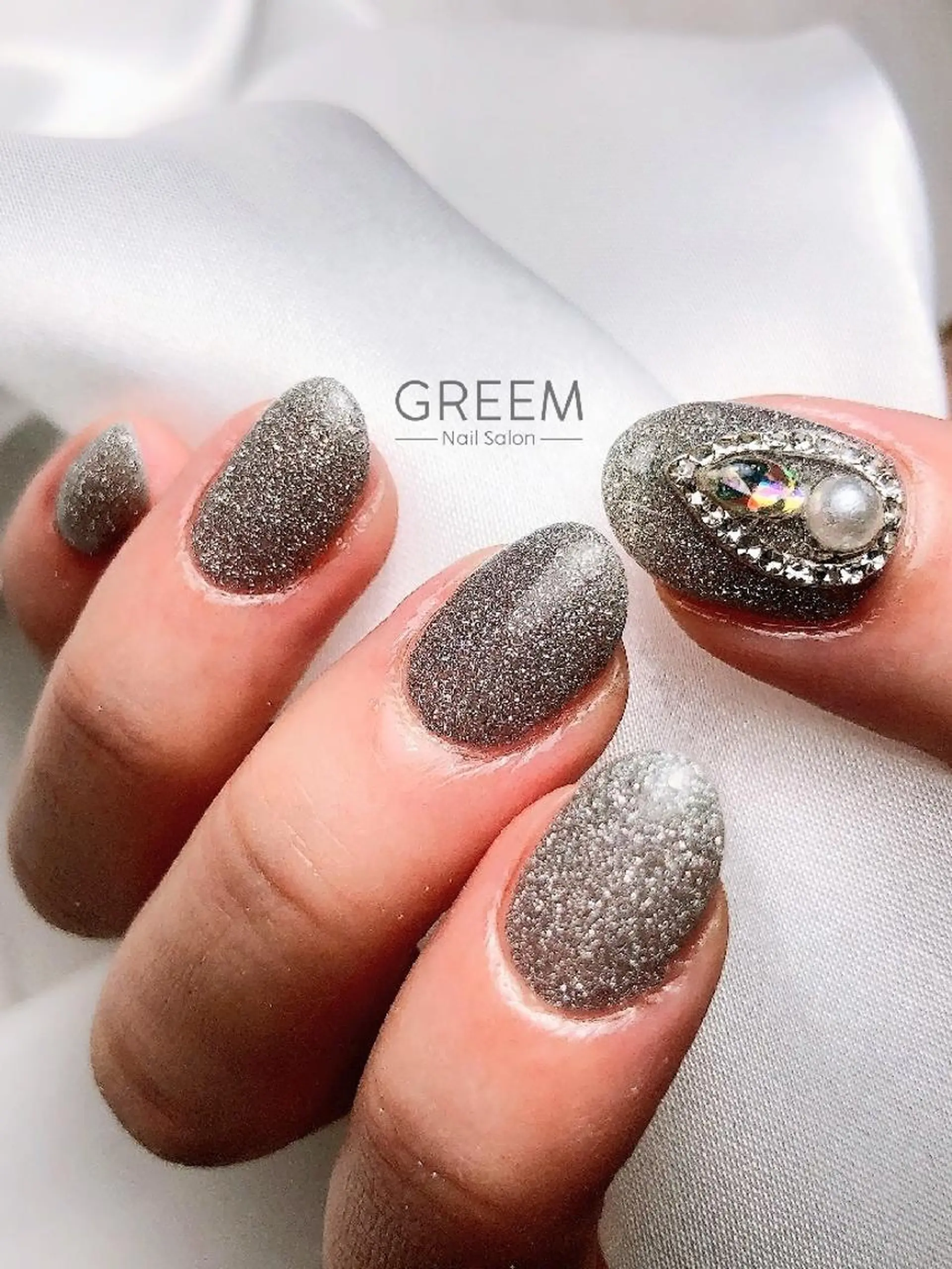 ネイル フラッシュネイル ジェルネイル ラメ(グリッター) マグネットネイル 冬ネイル GREEM グリームのネイルデザイン