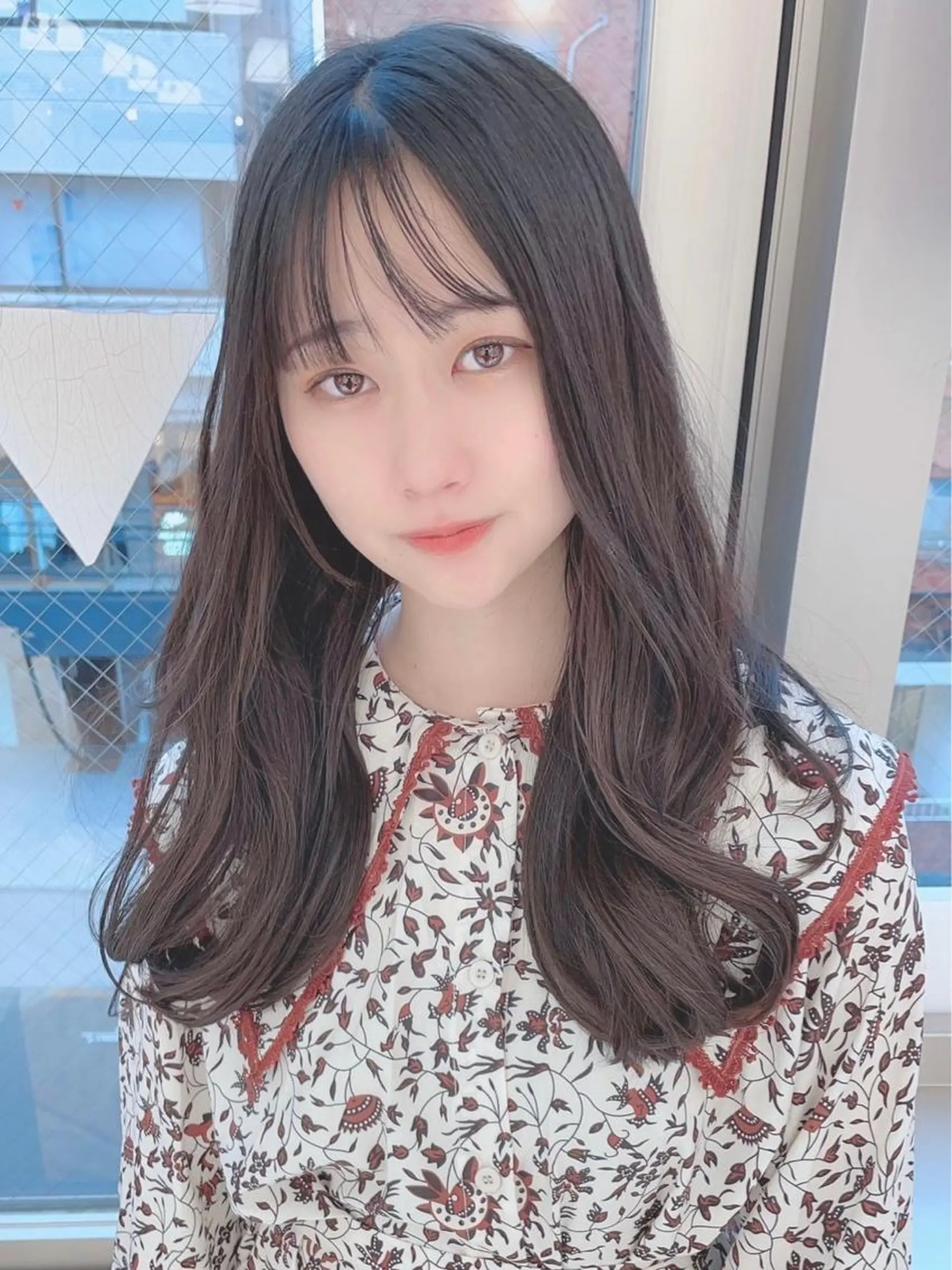 セミロング カラー パーマ ヘアアレンジ 【公式】amble luxe池袋東口🩷のヘアスタイル