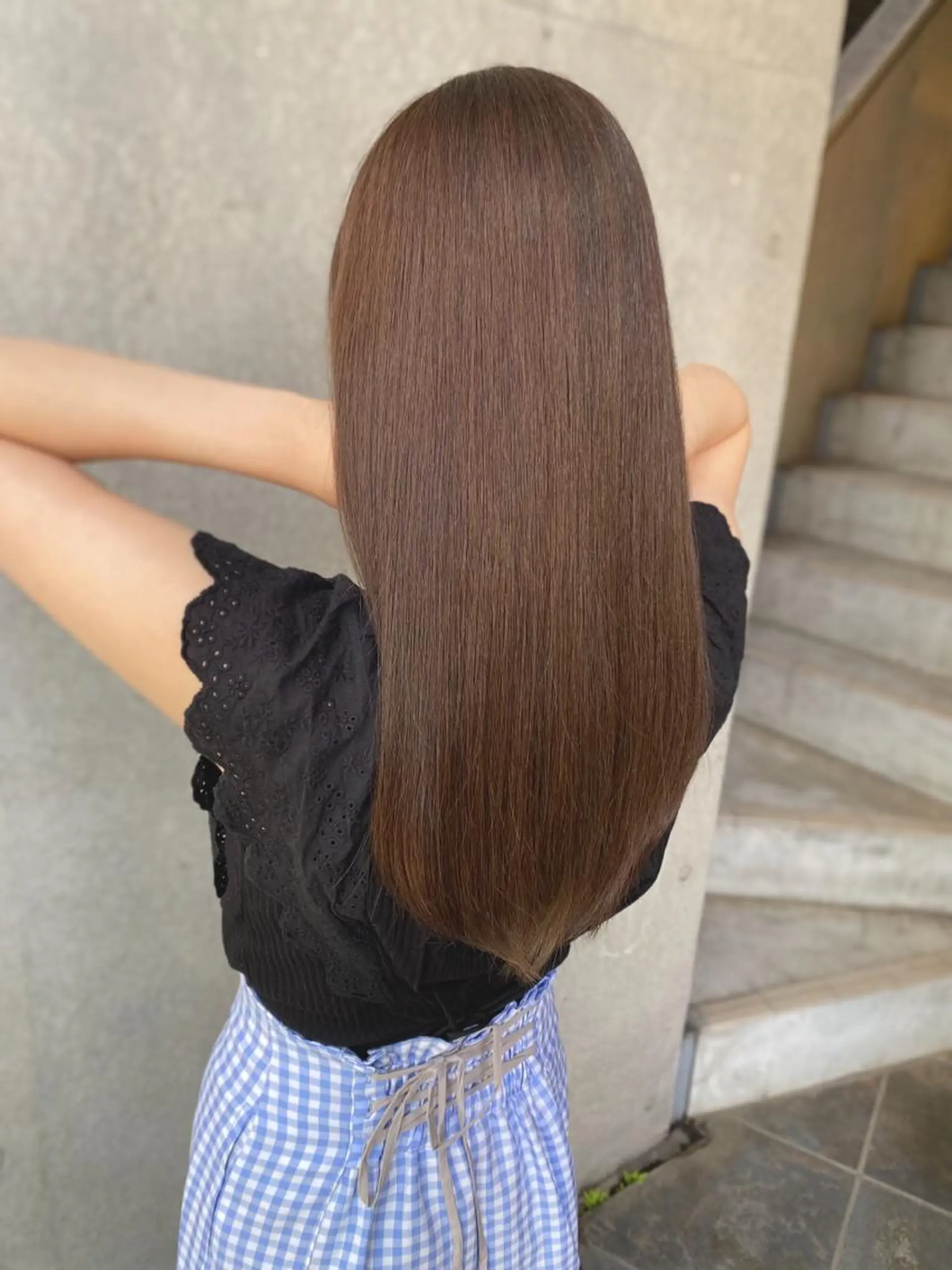 セミロング カラー モテ前髪 タゴメ シンヤのヘアスタイル