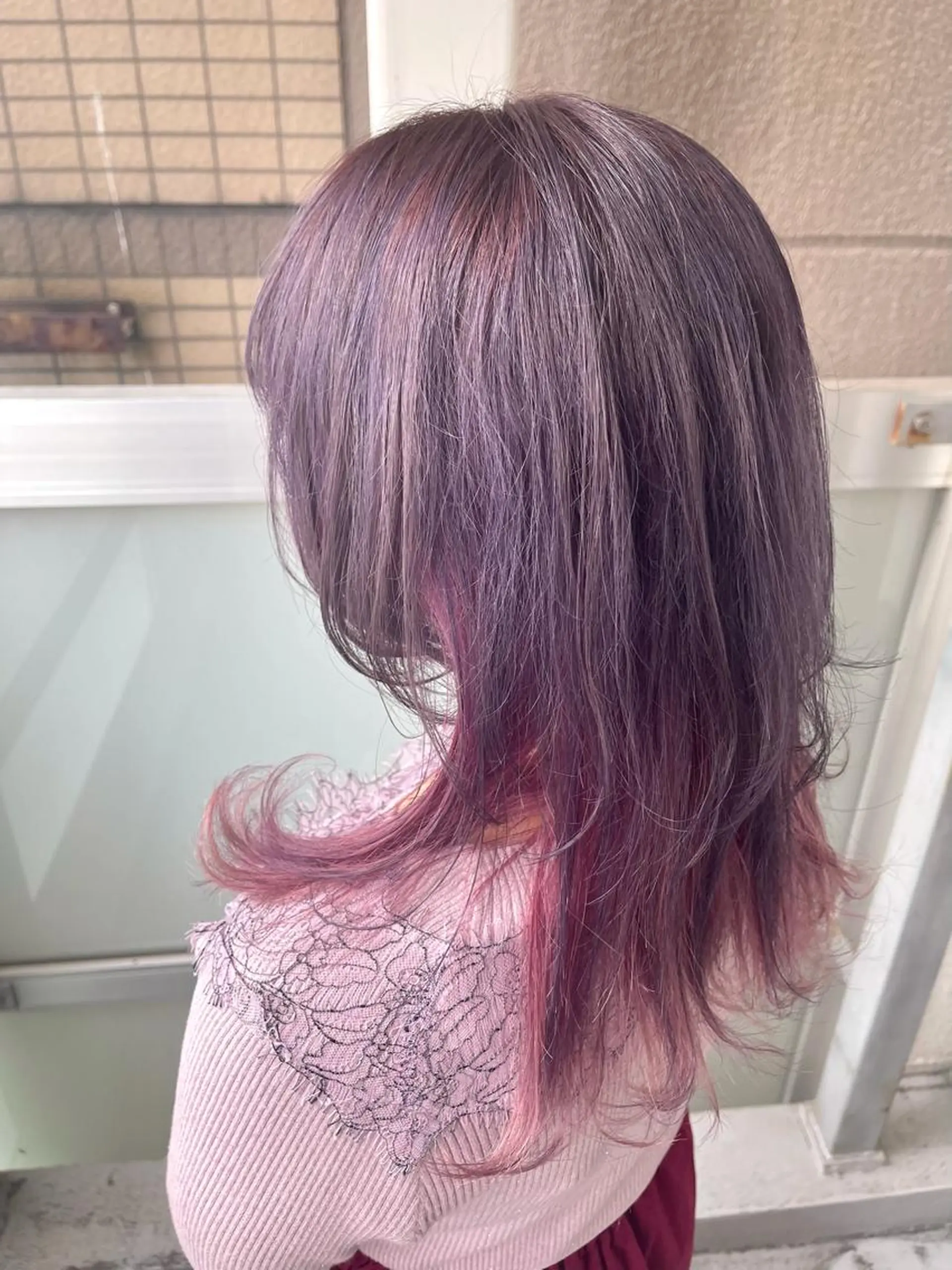 ミディアム カラー 岩谷/ブリーチ 🪽透明感カラーのヘアスタイル