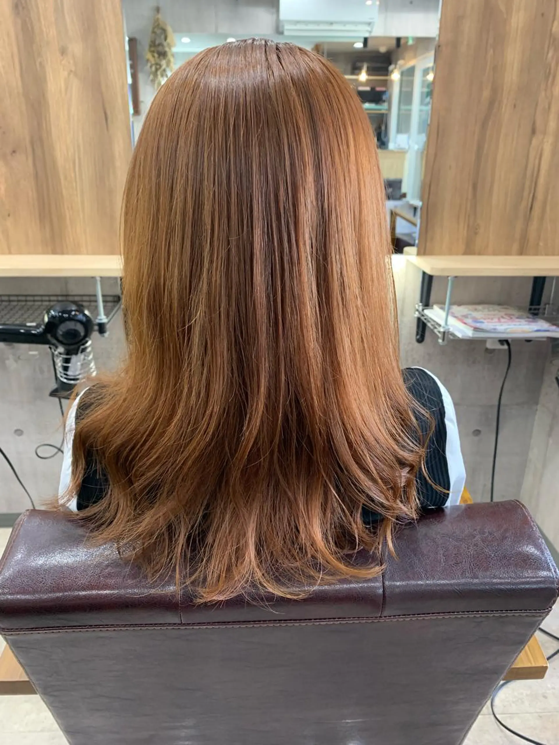 ロング カラー バレイヤージュ ブリーチ ケアブリーチ ダブルカラー イヤリングカラー ヘアカラー memento 斎藤大覚のヘアスタイル