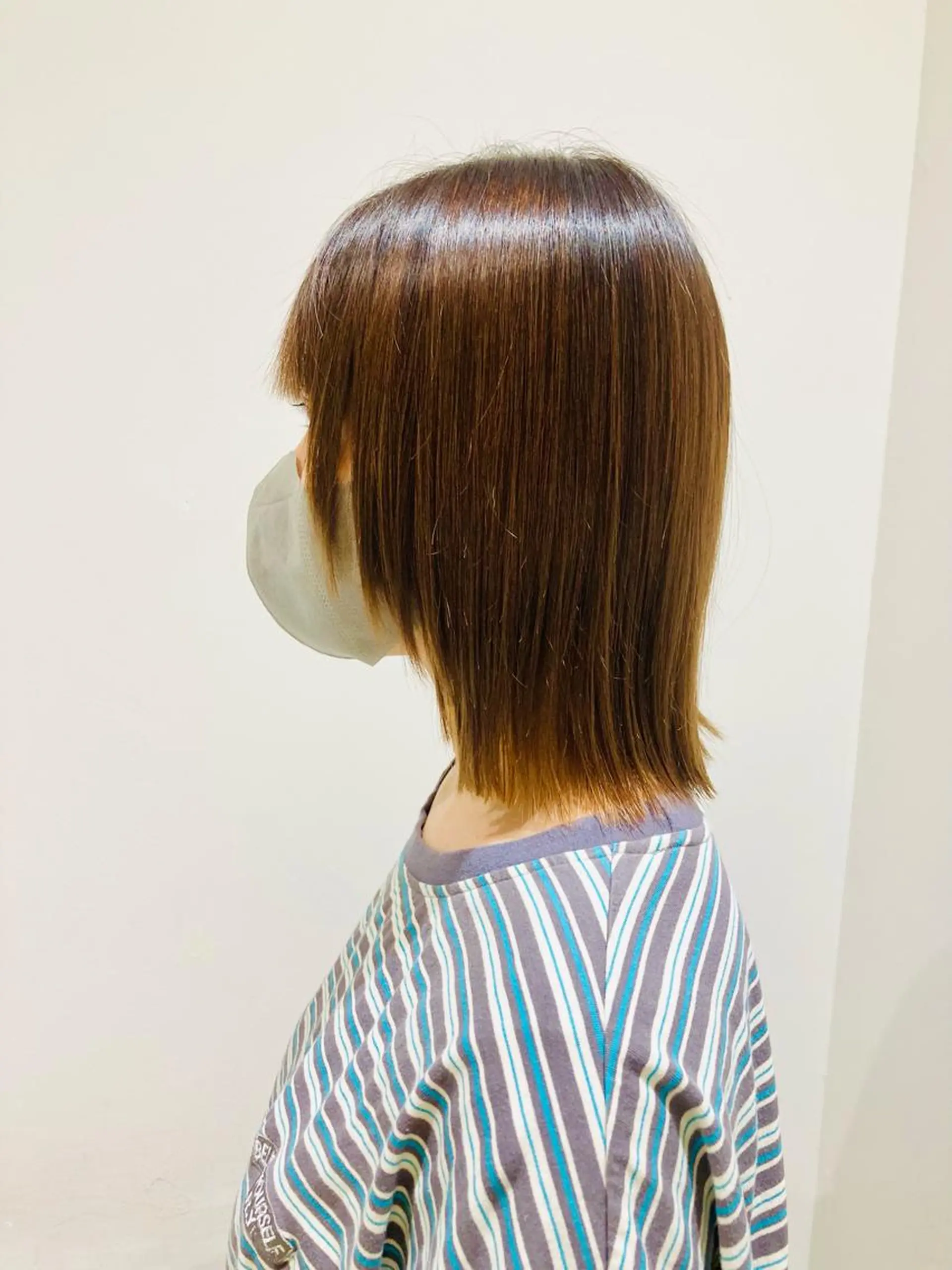 ミディアム 顔周りカット 折本 沙織のヘアスタイル