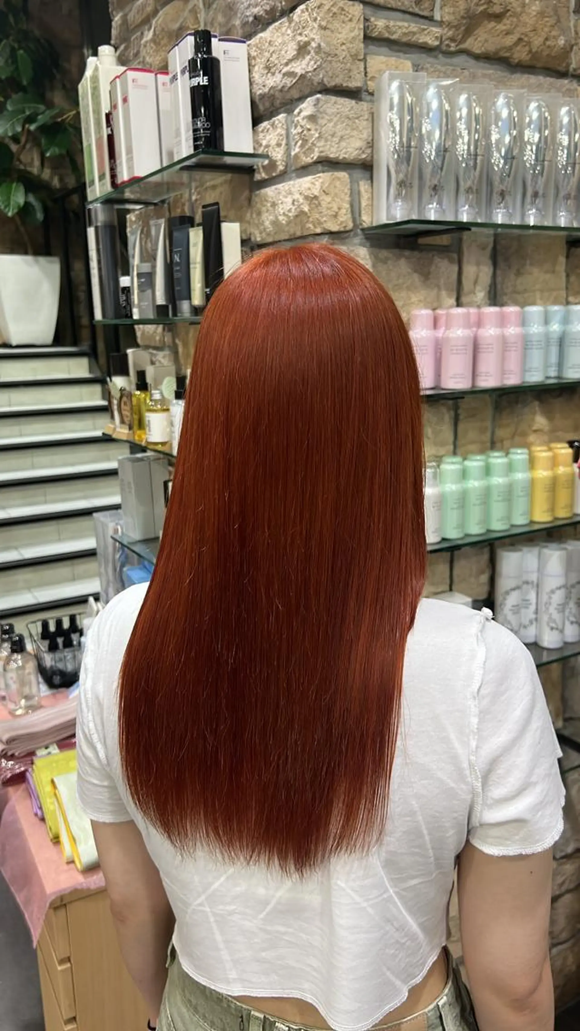 ミディアム 暖色ｶﾗｰ/ﾚｲﾔｰ ｶｯﾄ/Yunaのヘアスタイル