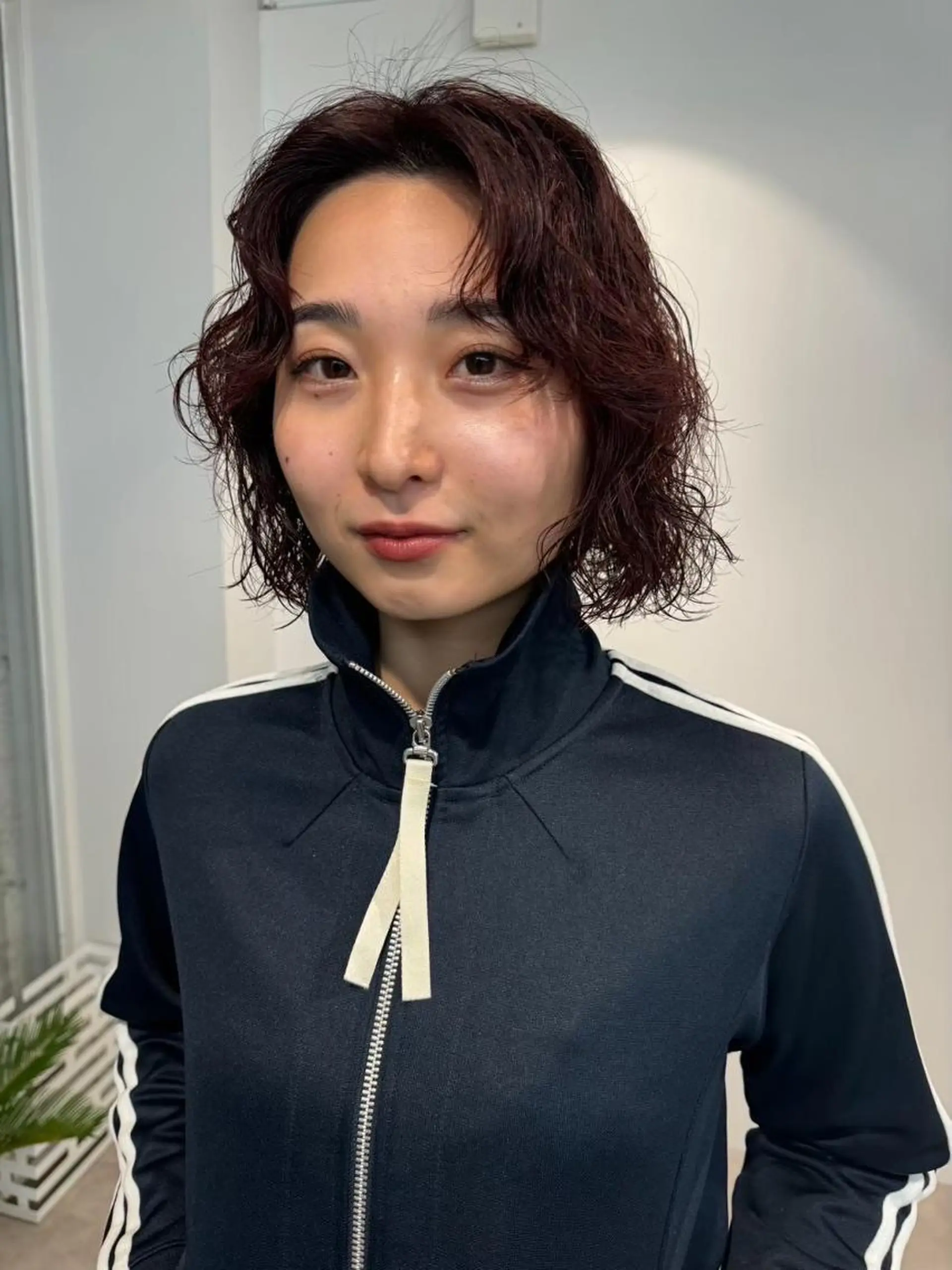 ミディアム カラー ショートボブ ミディアムパーマ アディクシーカラー ブリーチ ケアブリーチ カット ヘアカラー トリートメント ヘッドスパ CEINE OURのヘアスタイル