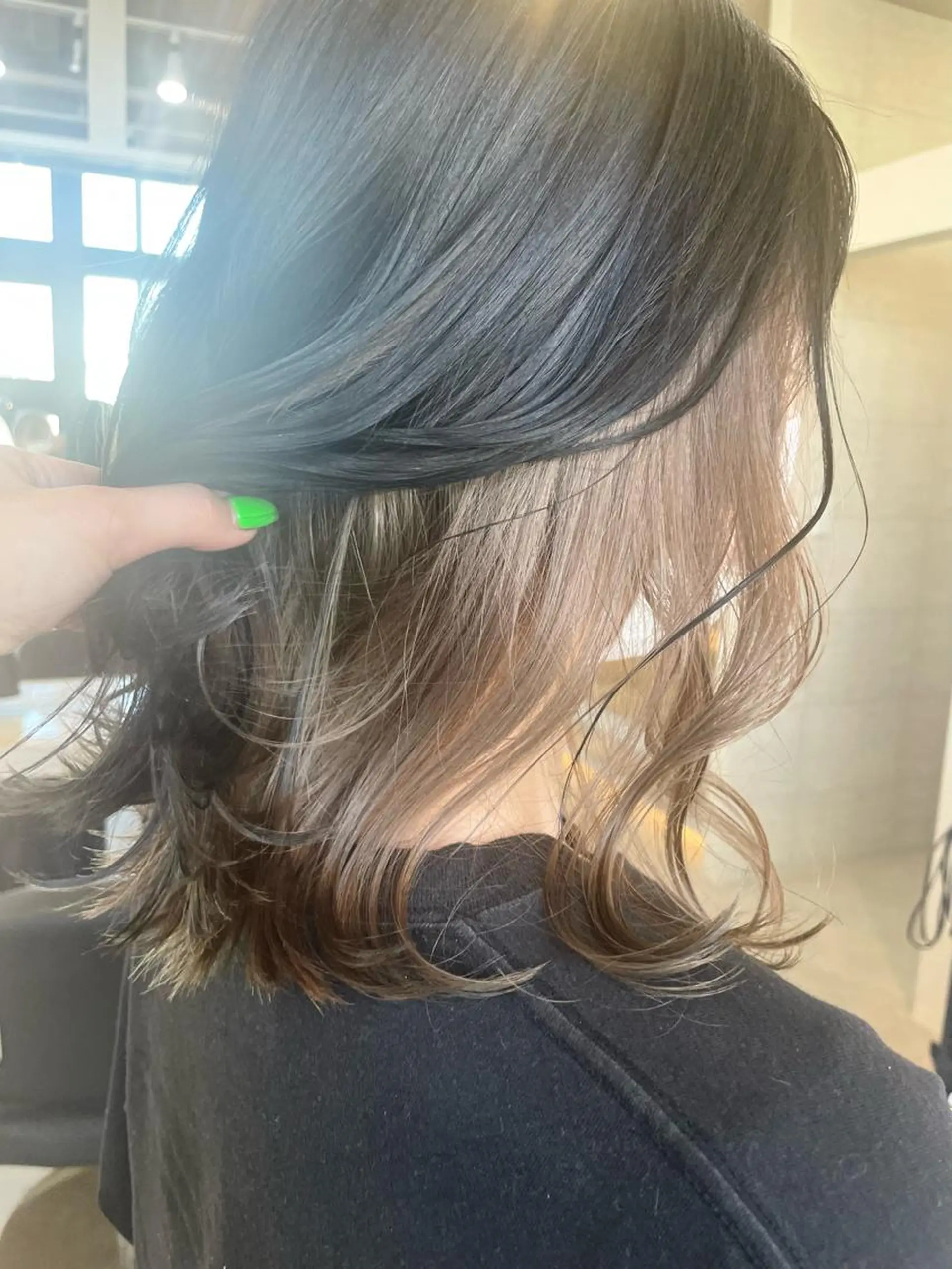 ミディアム カラー ベージュカラー ホワイトベージュ AKI 🐉のヘアスタイル