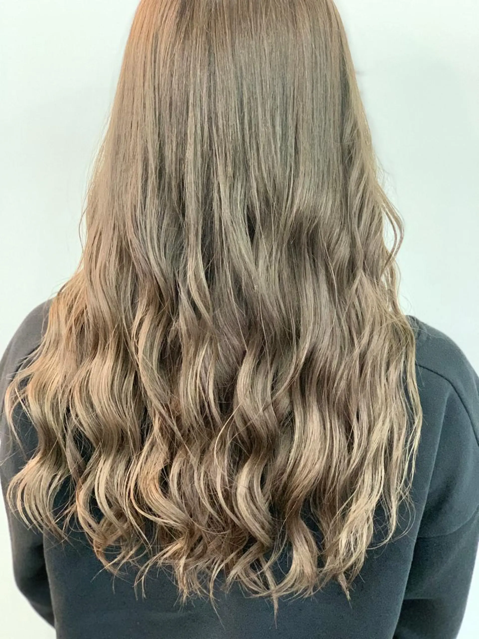 ロング カラー おおたかの森/透 明感/小林のヘアスタイル