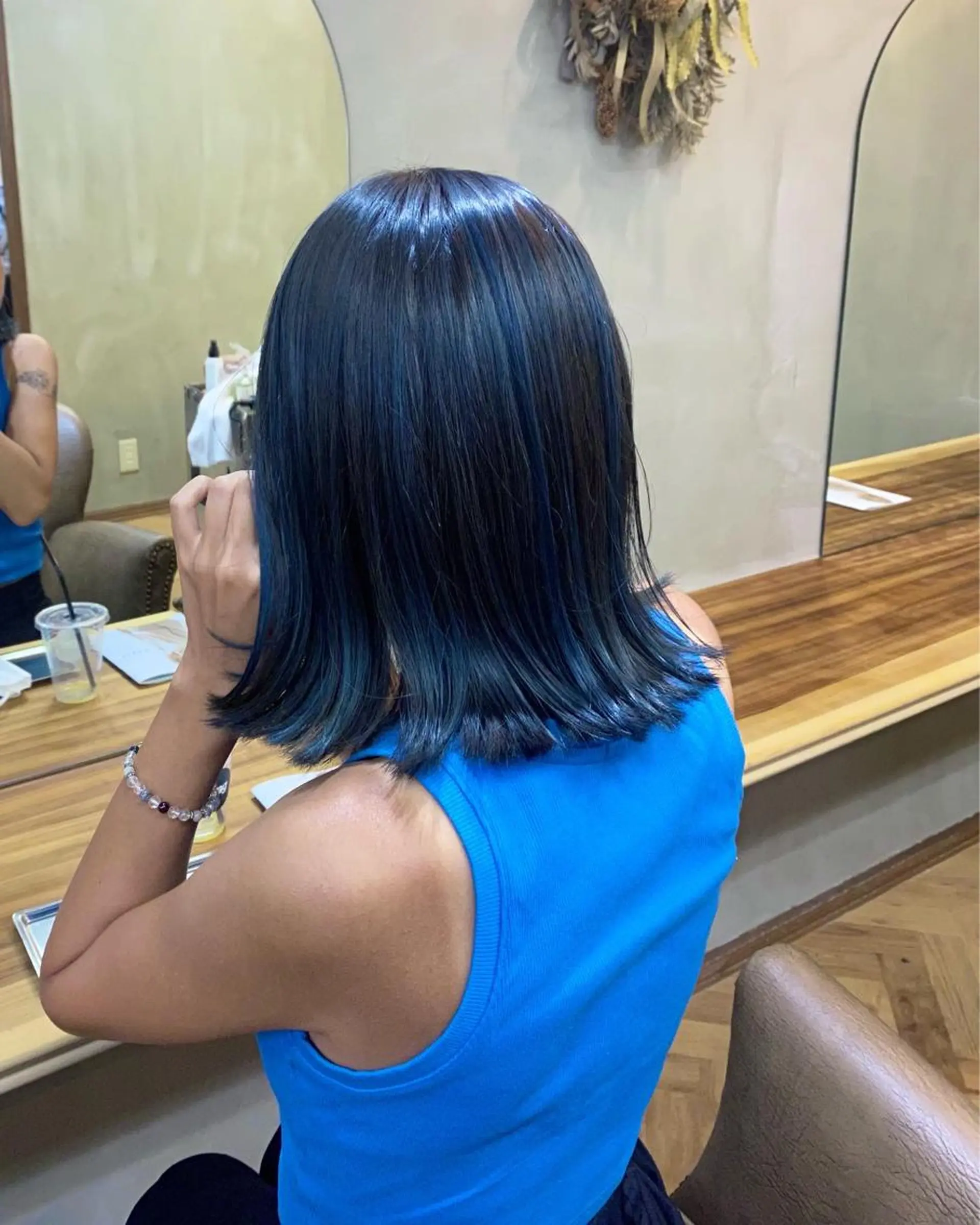 ミディアム デザインカラー/ボブ ブリーチカラー/ユリのヘアスタイル