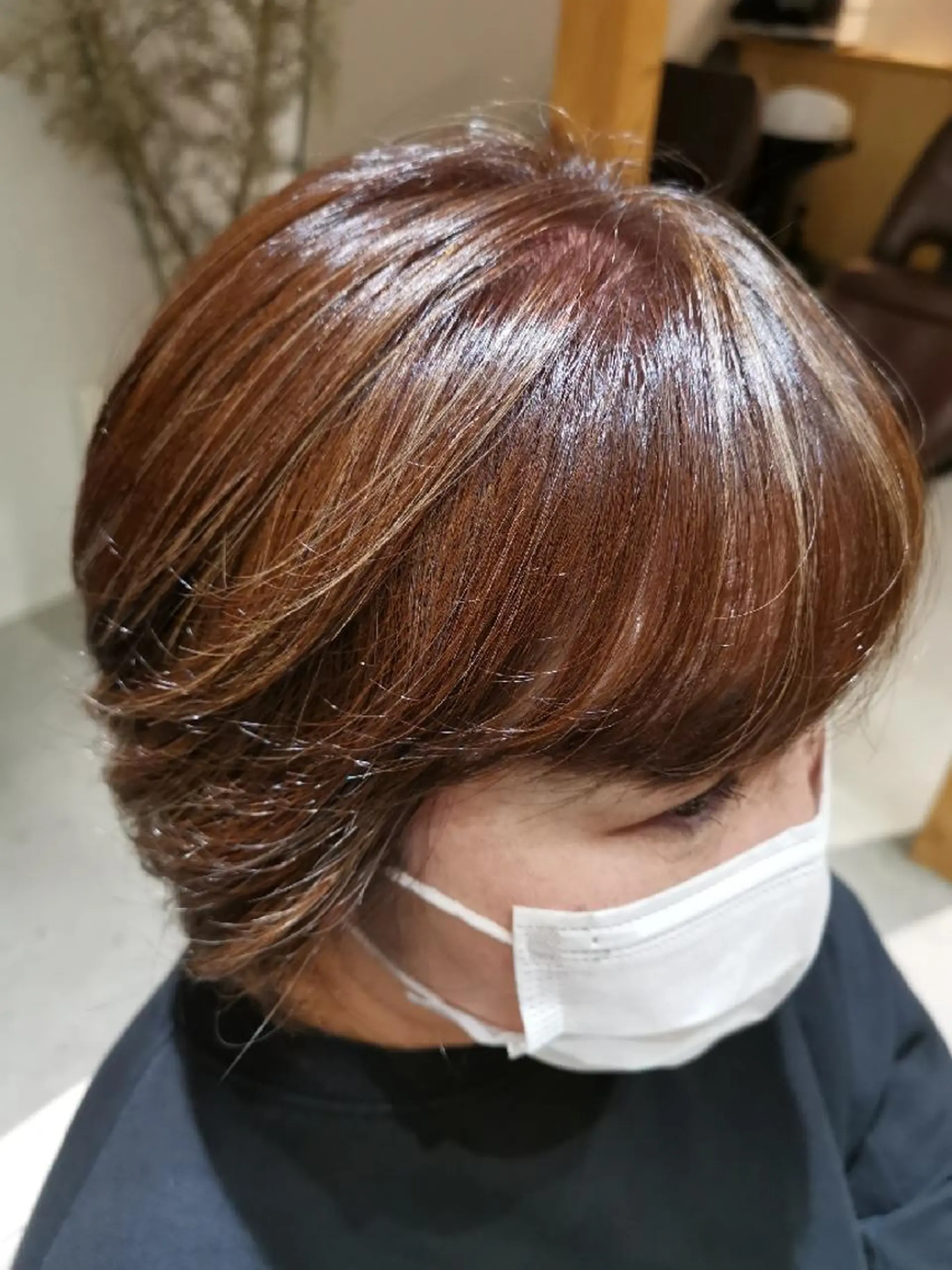 ショート カラー ハイライトカラー 卒業式のヘアスタイル ハイライト . YULIAのヘアスタイル