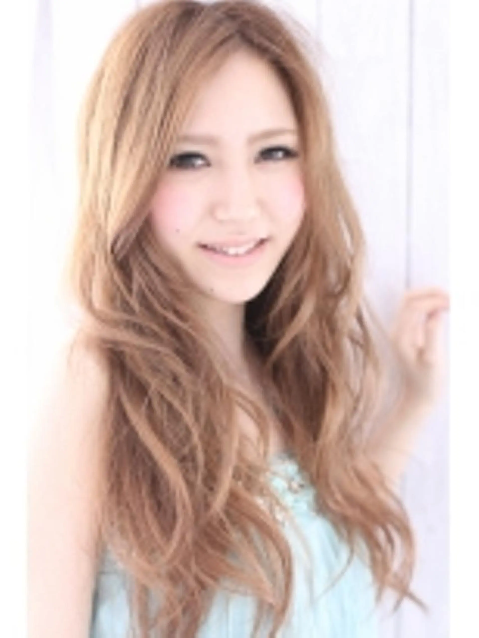 マツエク・マツパ 二度見される艶髪職人 /美髪矯正のプロ木崎のヘアスタイル