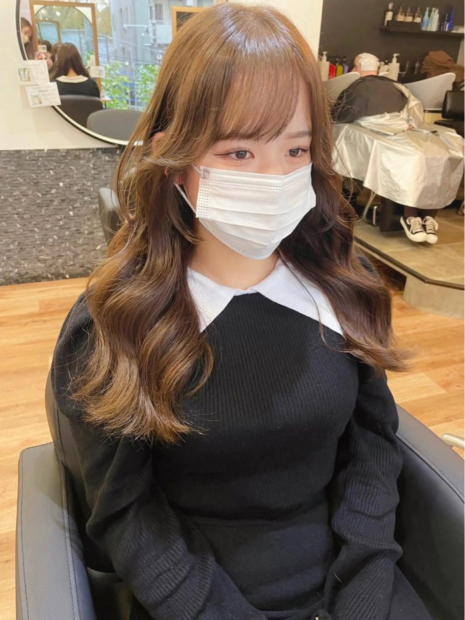セミロング カラー カット ヘアカラー トリートメント レイヤーカット、 大人可愛い　中村美羅のヘアスタイル