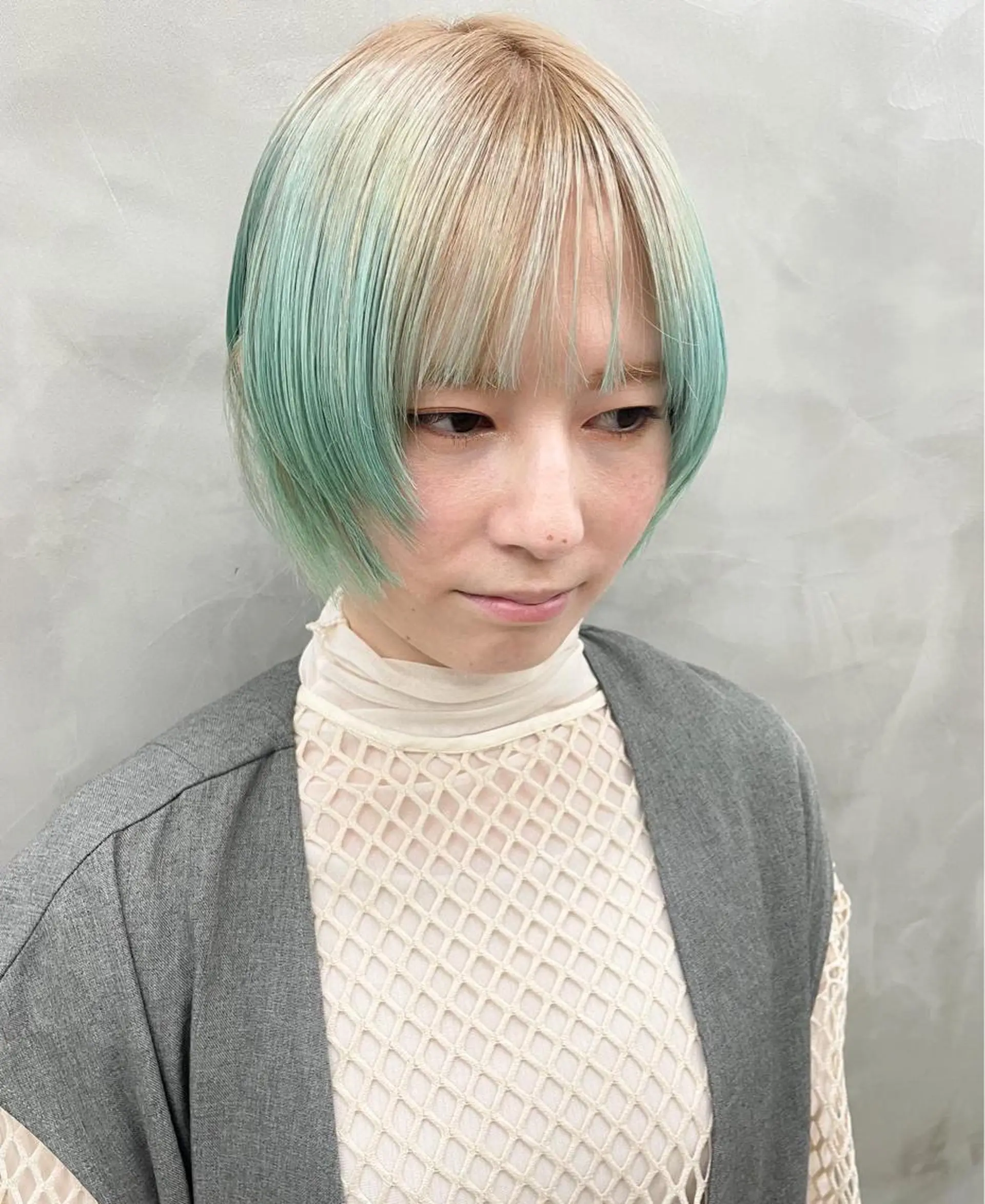 ショート 💜ショート💜 ウルフ、ボブ二色亜美のヘアスタイル