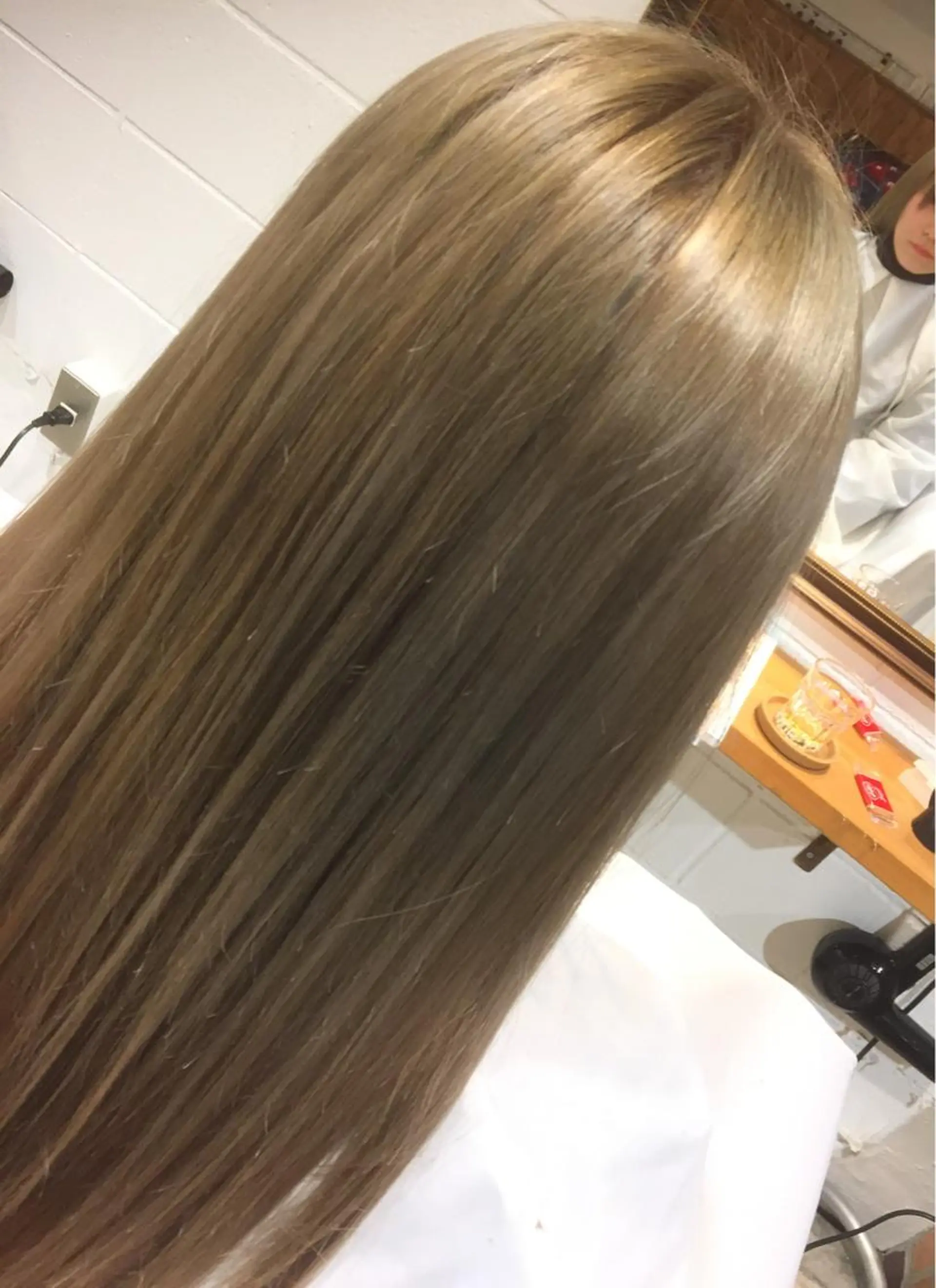 ロング カラー アッシュ ベージュカラー 外国人風カラー 竹嶌 健吾のヘアスタイル