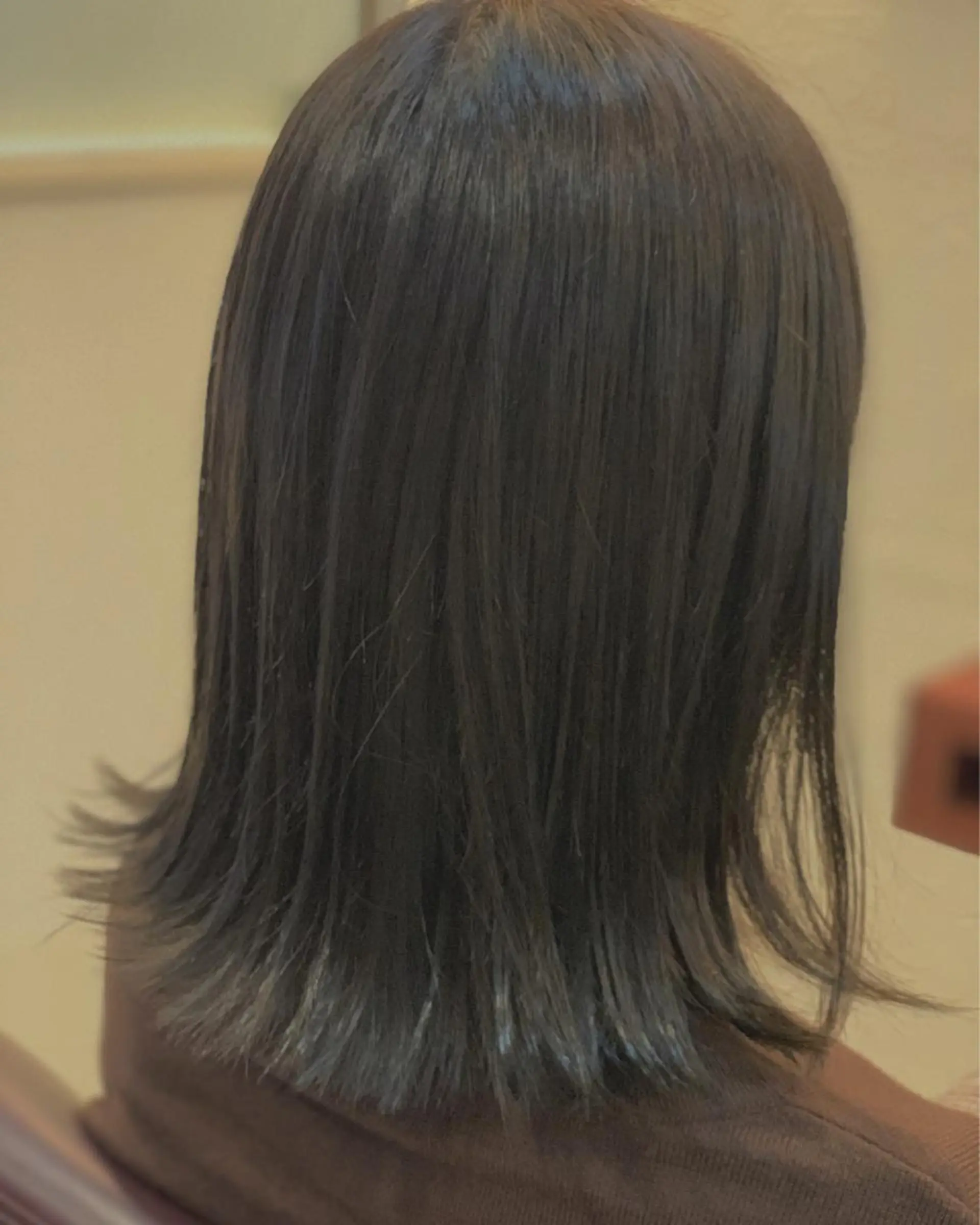 ミディアム ボブ 外ハネヘア カット ヘアカラー 山田 有佳理のその他イメージ