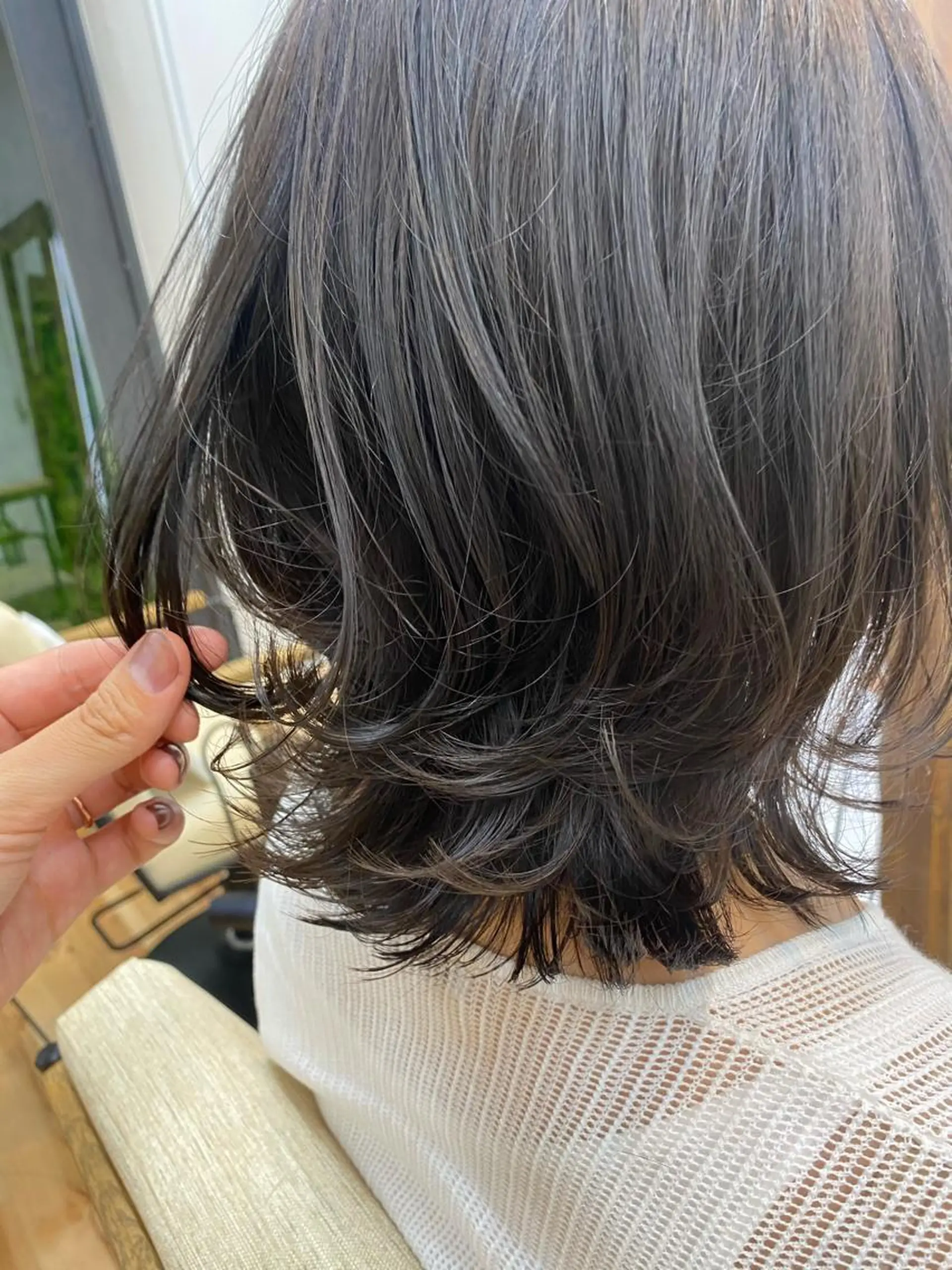 ショート ウルフカット カット ヘアカラー おおつき ありかのヘアスタイル
