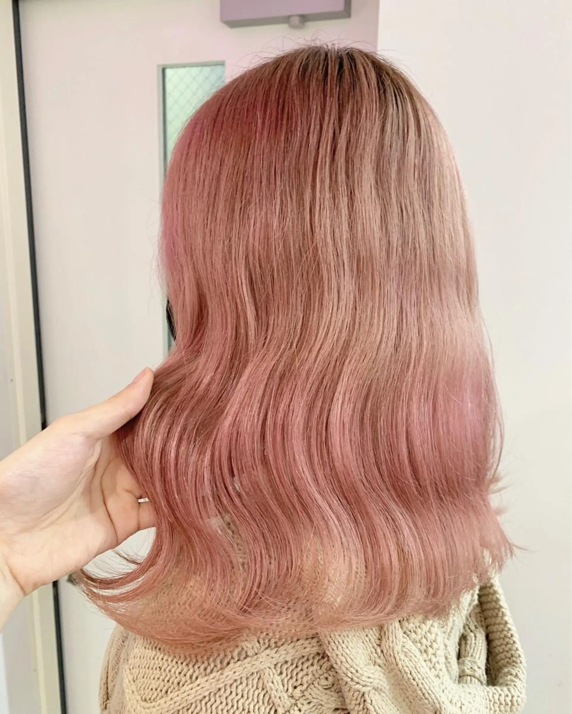 ミディアム カラー ピンクカラー ホワイトピンク ヘアカラー トリートメント ✨カラー指名 No.1✨keitaのヘアスタイル