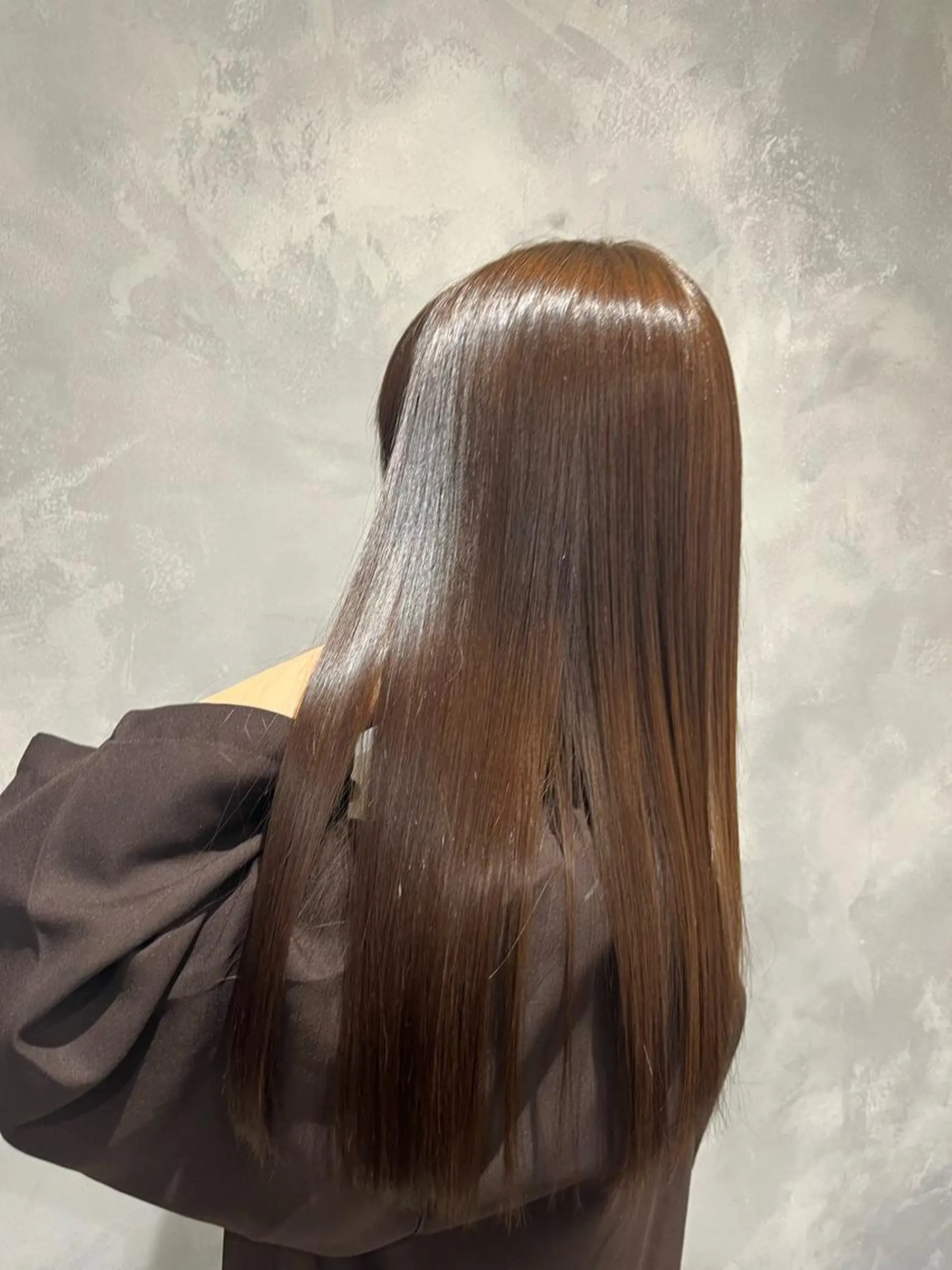 ロング カット 縮毛矯正 トリートメント 海外風カラー enaのヘアスタイル