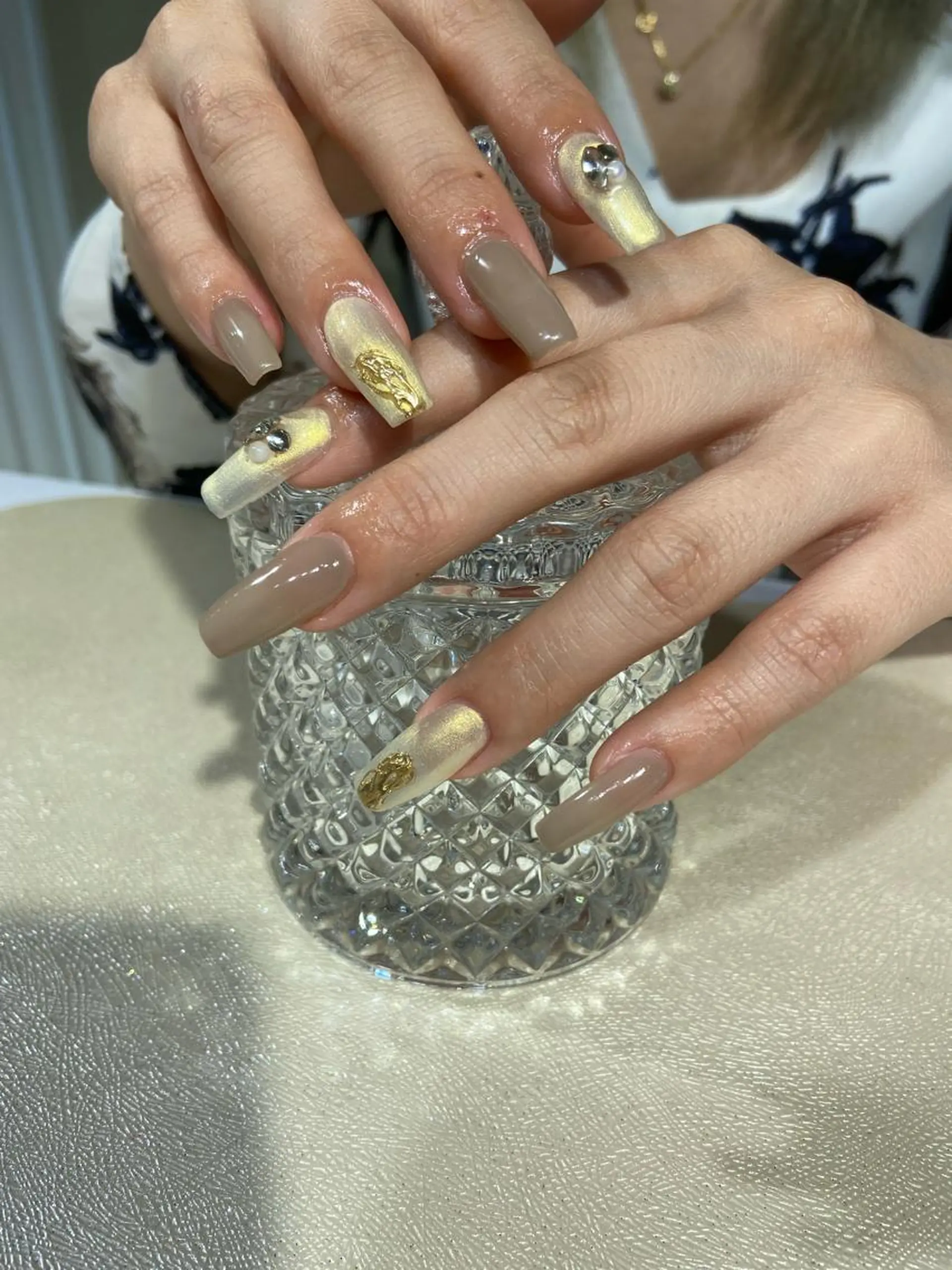 ネイル アートネイル 韓国ネイル マットネイル ミラーネイル ニュアンスネイル ハンドネイル 🎀 D.d _nailのネイルデザイン