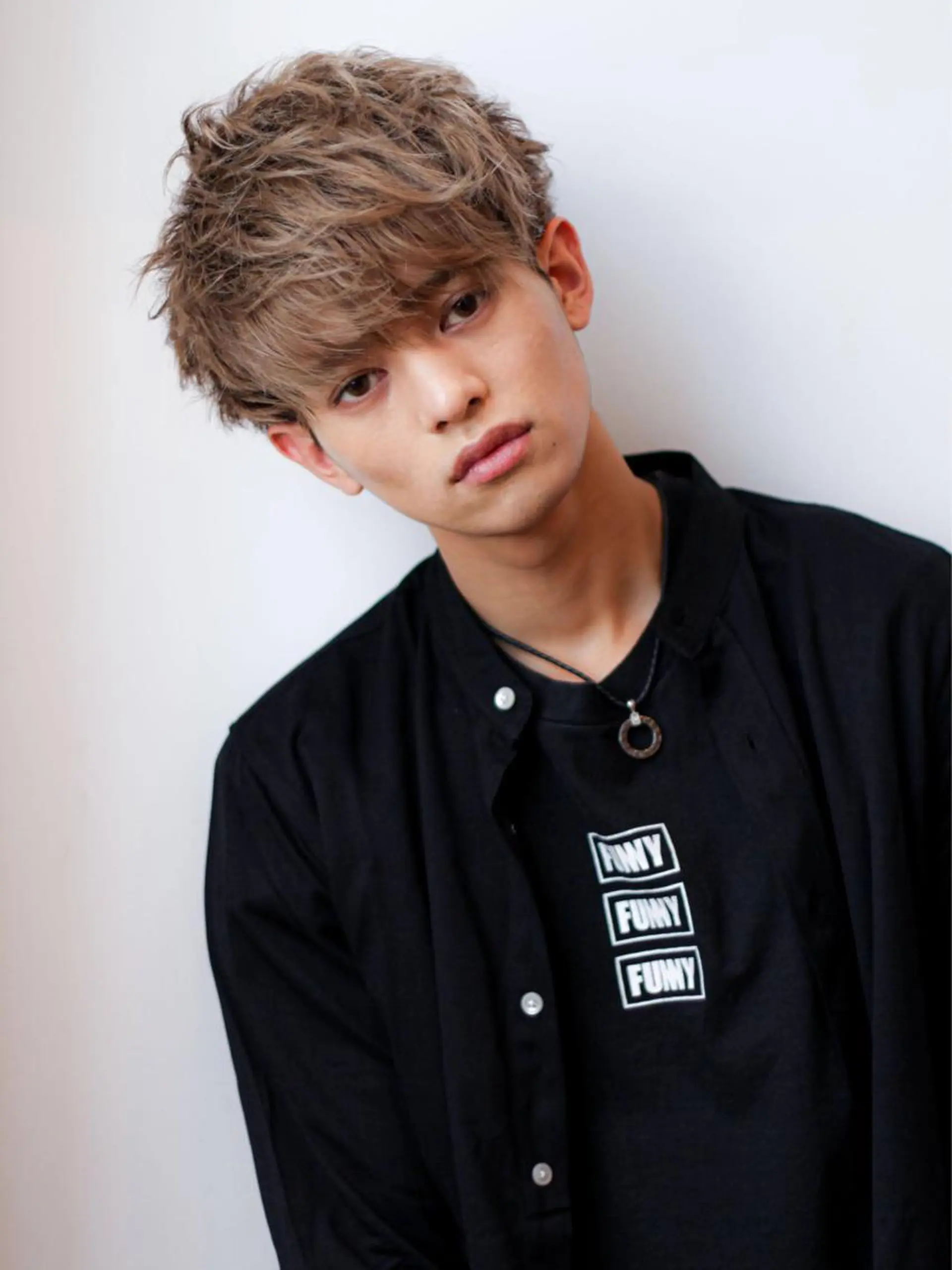 ショート パーマ メンズ カット ヘアカラー VIVIE【ヴィヴィ】所属・髪質改善/韓国風 レイヤー/田村祐樹のヘアスタイル