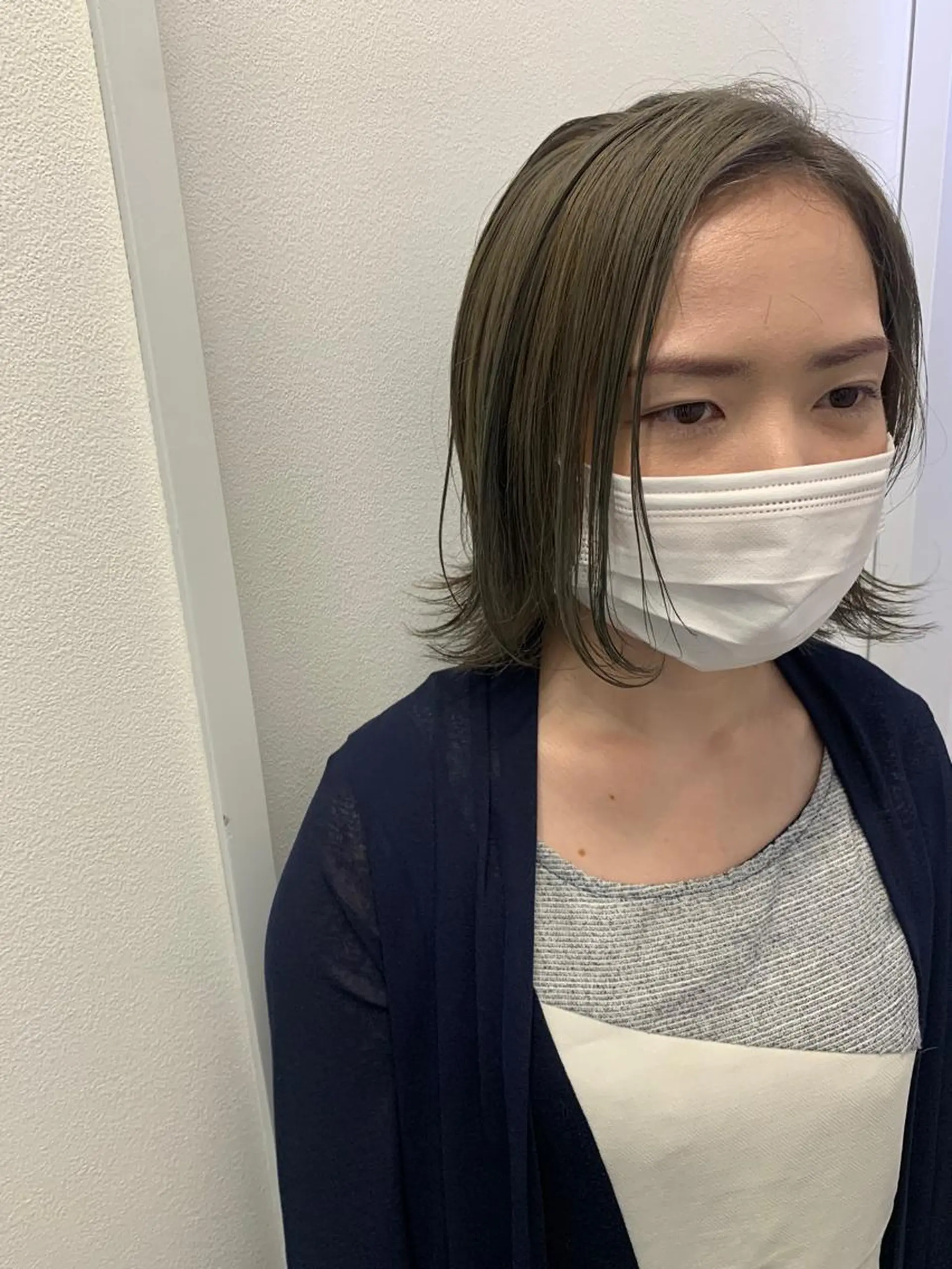 ミディアム カラー パーマ ベージュカラー オリーブベージュ カット ヘアカラー トリートメント Libre×Reco所属・Libre 西野圭一のヘアスタイル