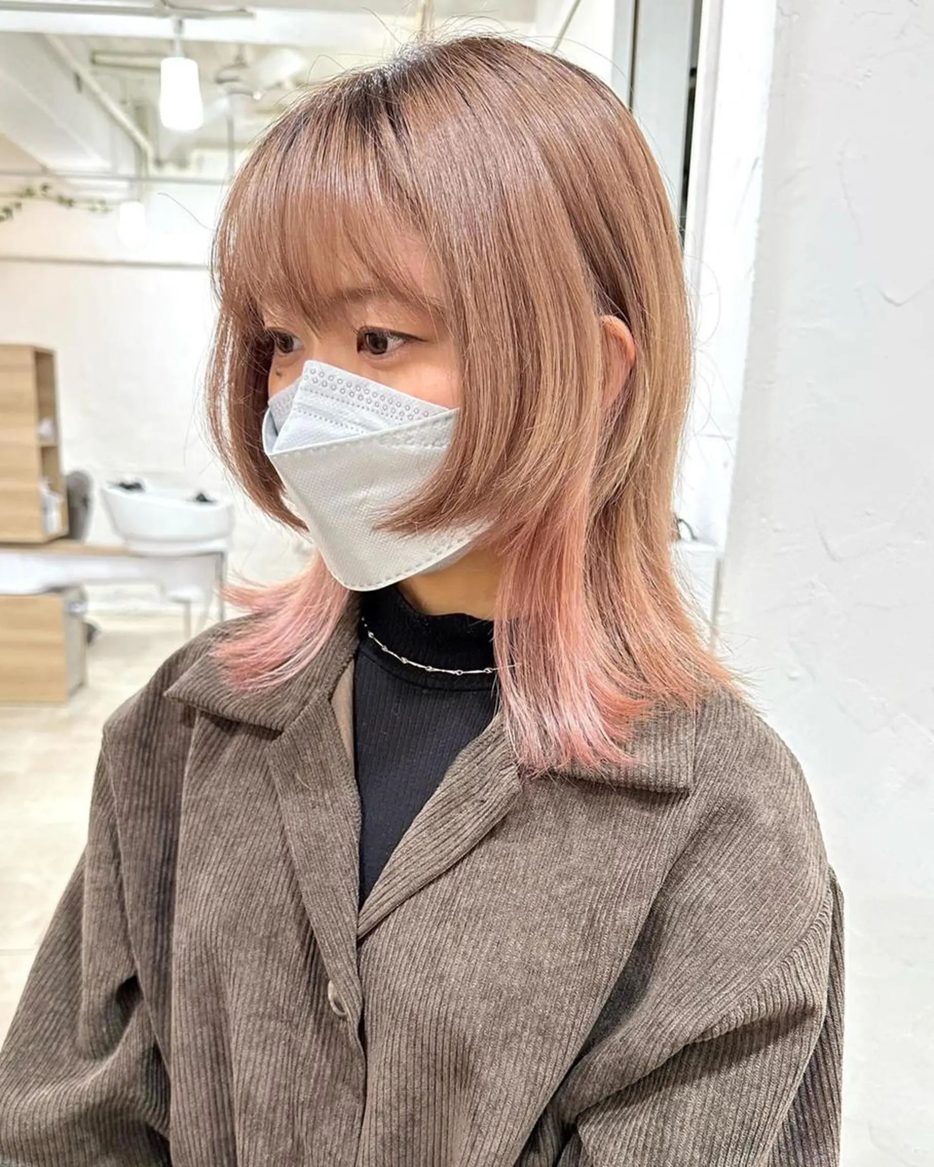 ミディアム カラー 切りっぱなしボブ ショートボブ ミディアムパーマ ベージュカラー 黒髪 銀座No.1髪質改善 縮毛矯正/本木のヘアスタイル