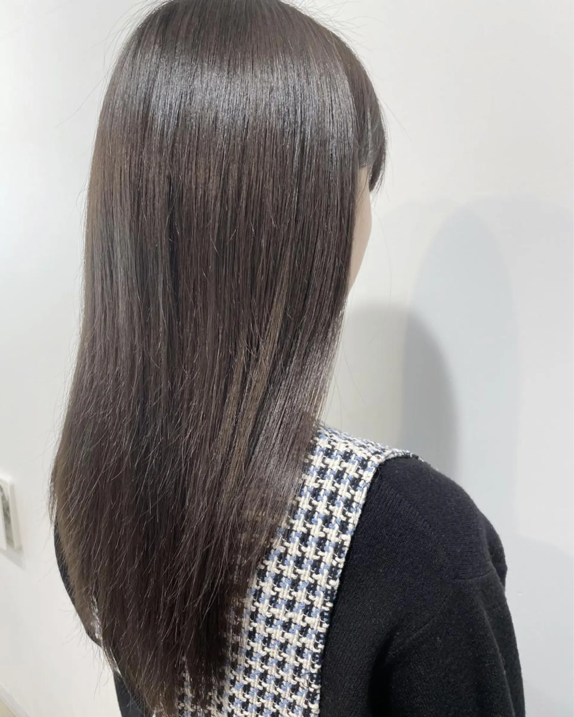 ロング アッシュ アッシュグレー レイヤー/大人ボブ 渡邉【日吉美容室】のヘアスタイル