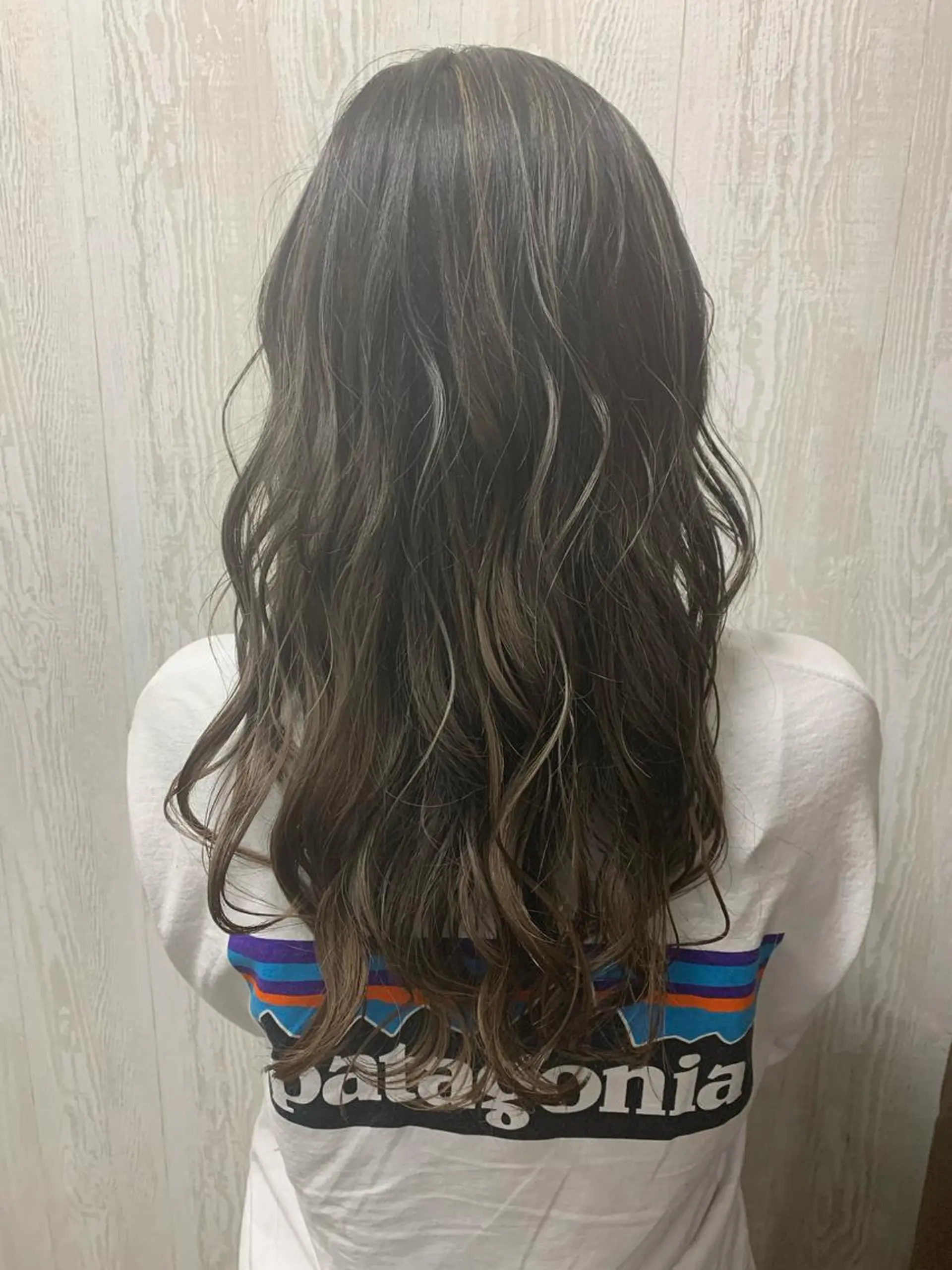 セミロング TELAHAIR 髪質改善特化型サロンのヘアスタイル