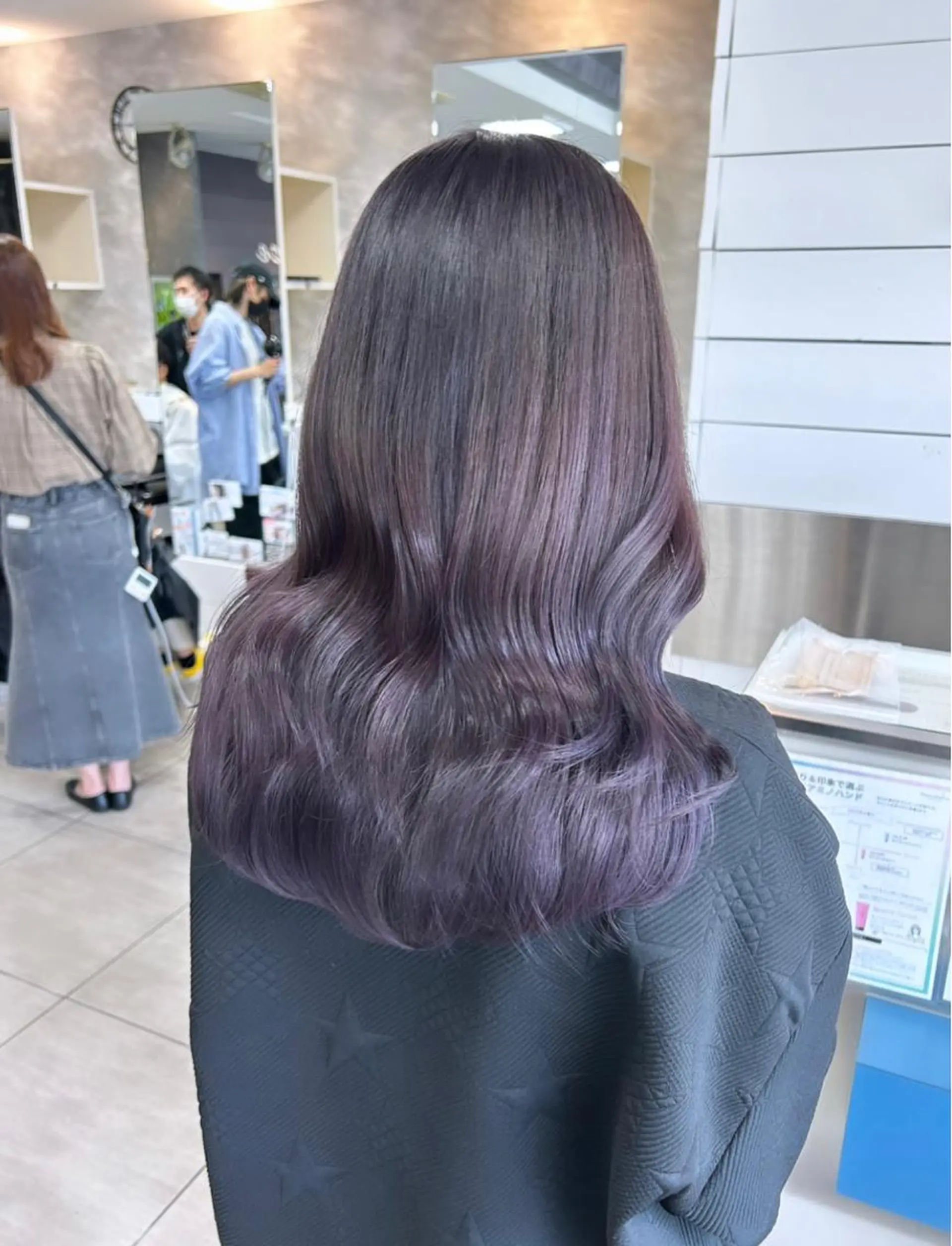 ロング アッシュ パープルカラー カット ヘアカラー 🫧艶髪カラー🫧 森本くるみのヘアスタイル